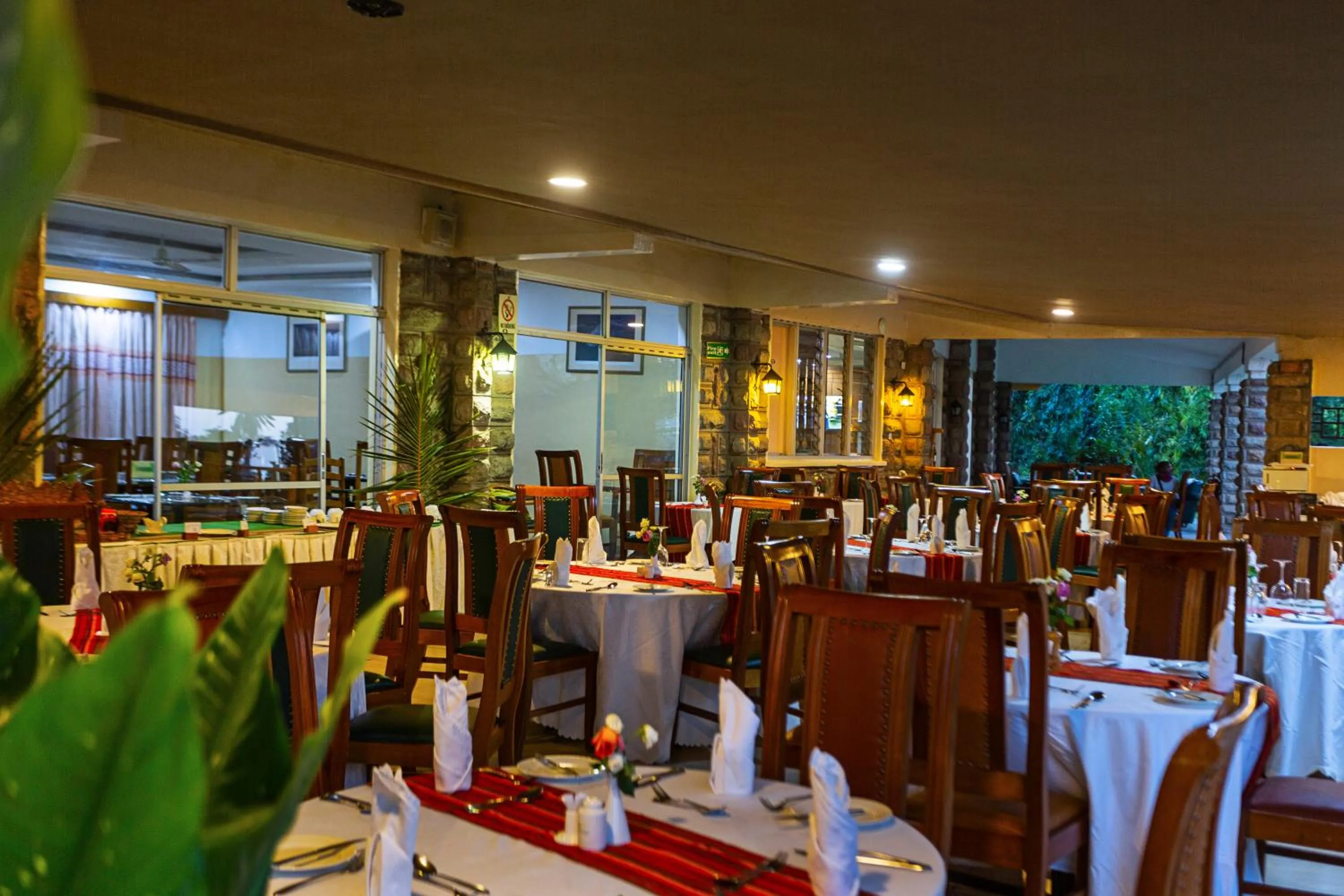 Restaurant/places to eat in Lake Bogoria Spa Resort