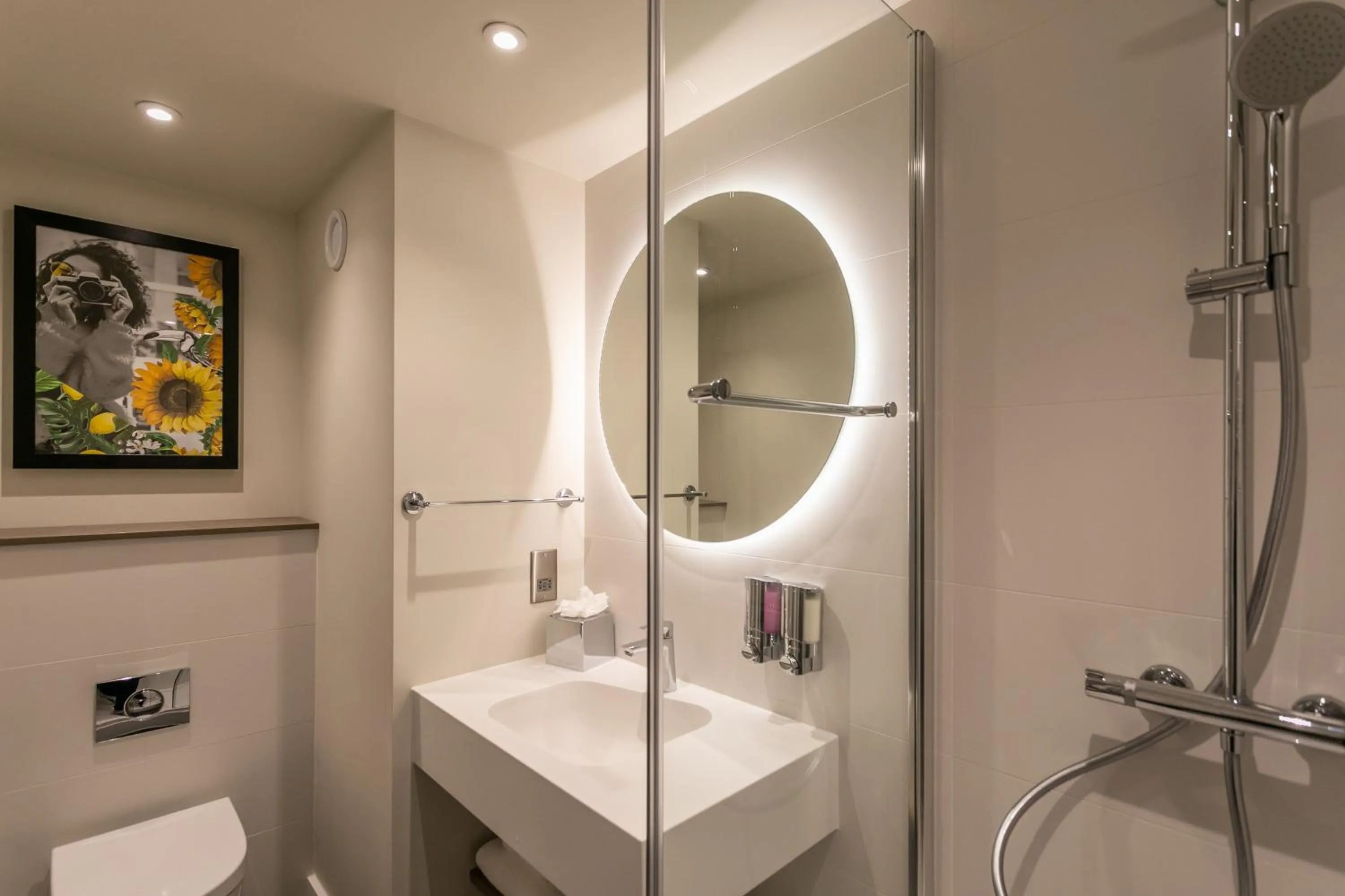 Bathroom in Hampton By Hilton Blackpool