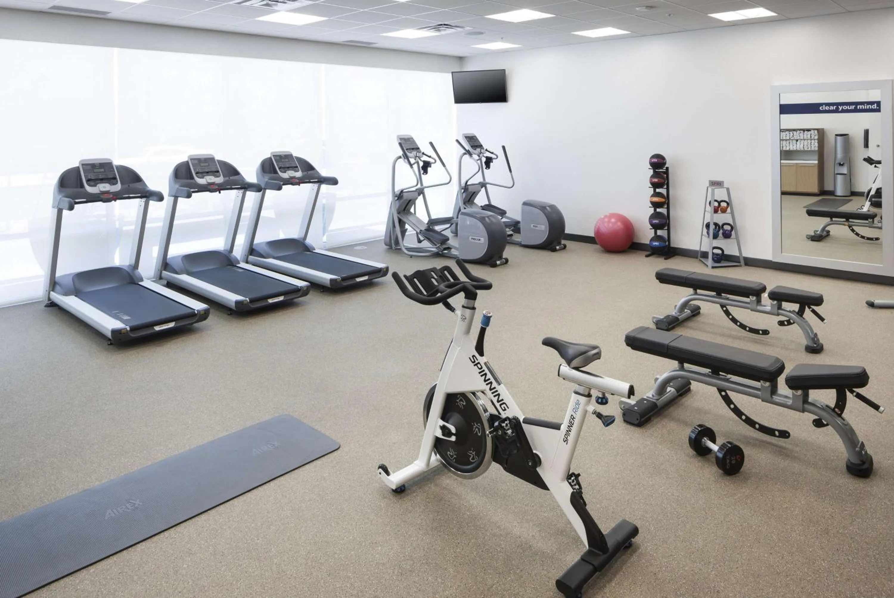 Fitness centre/facilities in Hampton Inn & Suites Phoenix Downtown