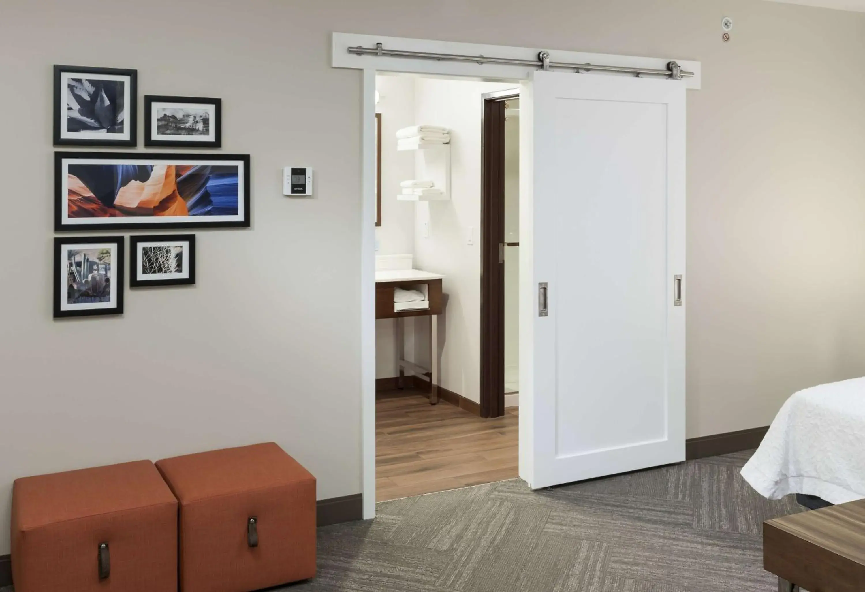 Bed in Hampton Inn & Suites Phoenix Downtown Bed in Hampton Inn & Suites Phoenix Downtown