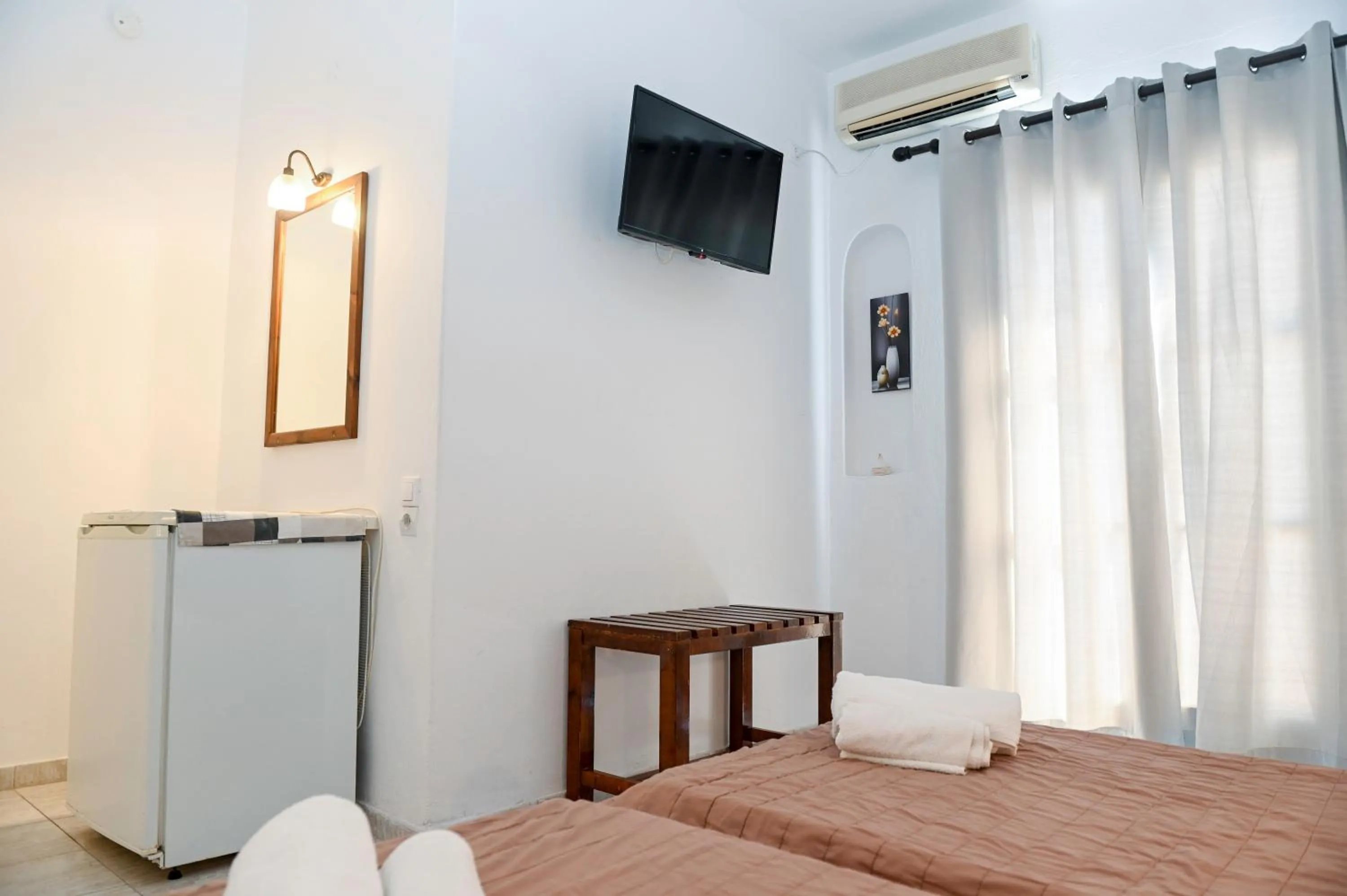 Bed in Narkissos Hotel