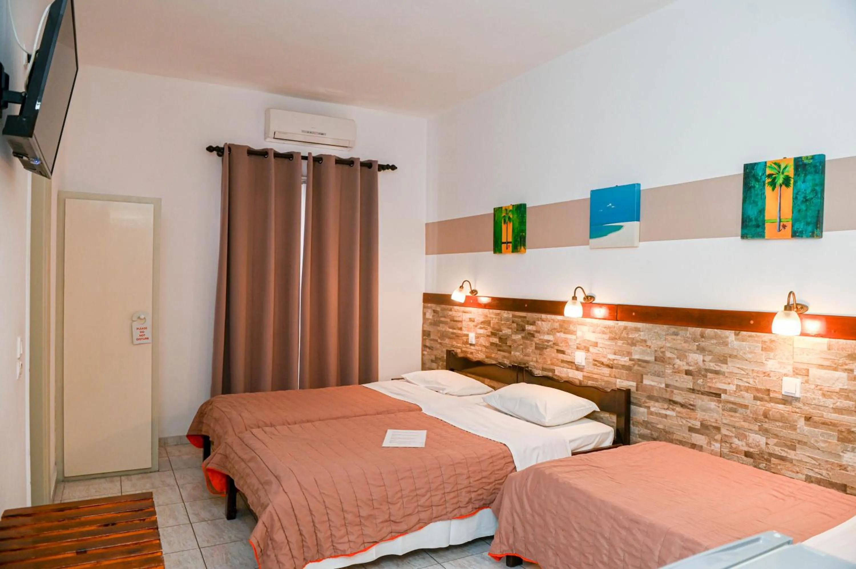 Bed in Narkissos Hotel