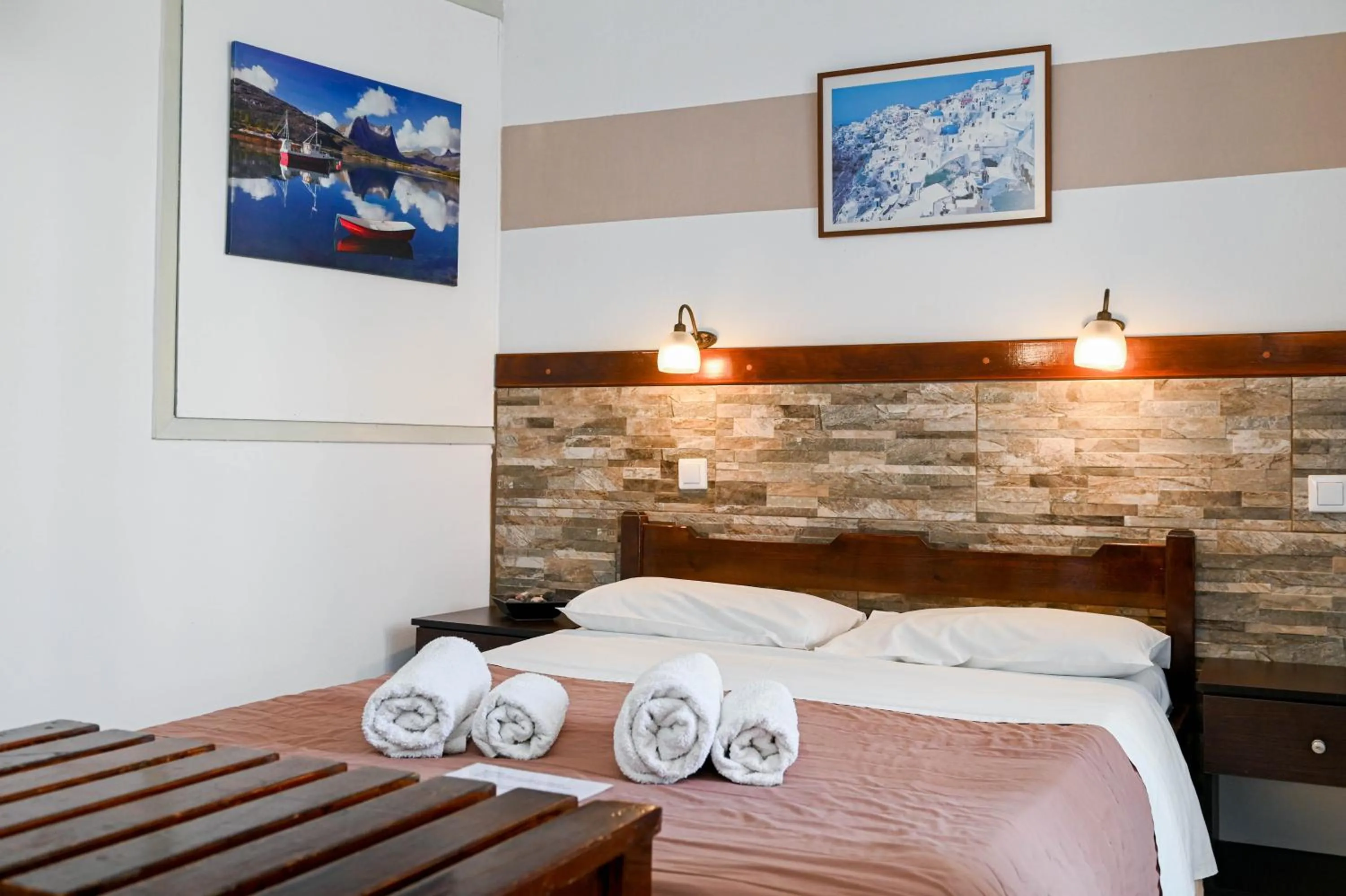 Bed in Narkissos Hotel