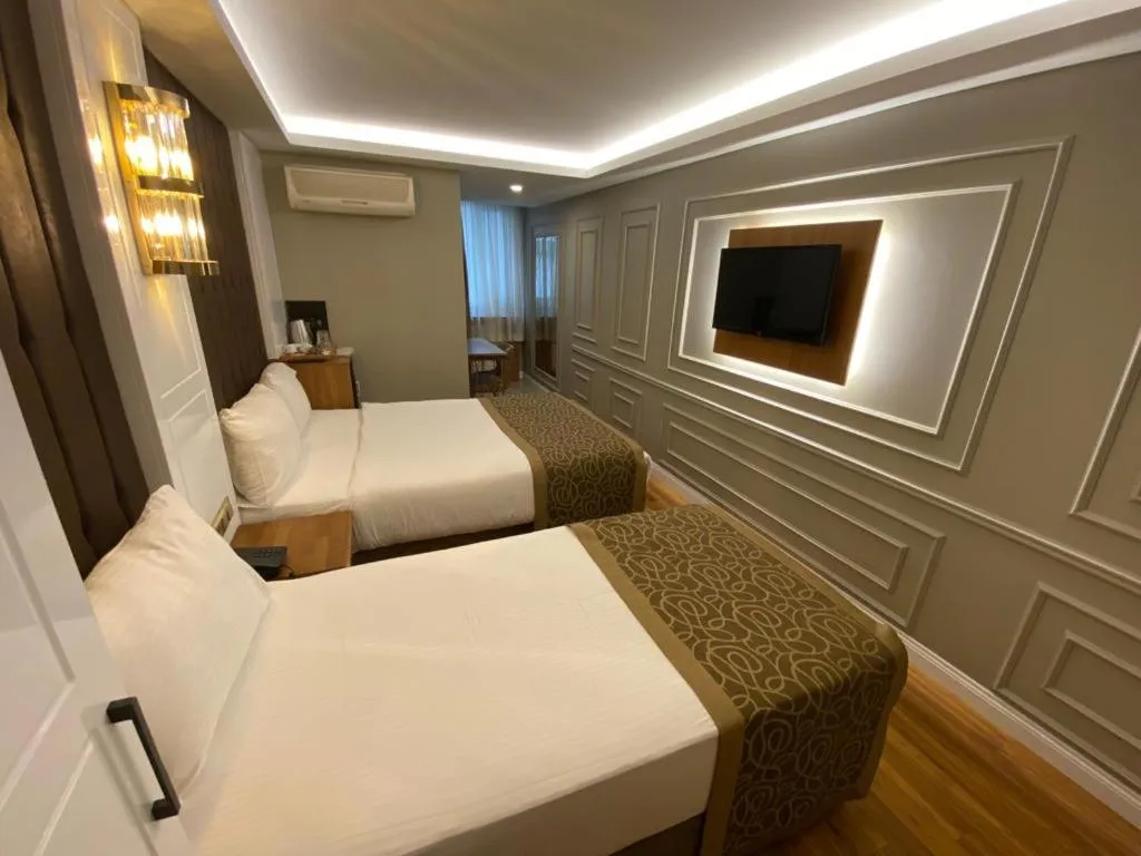 Bed in Gumus Palace Gungoren