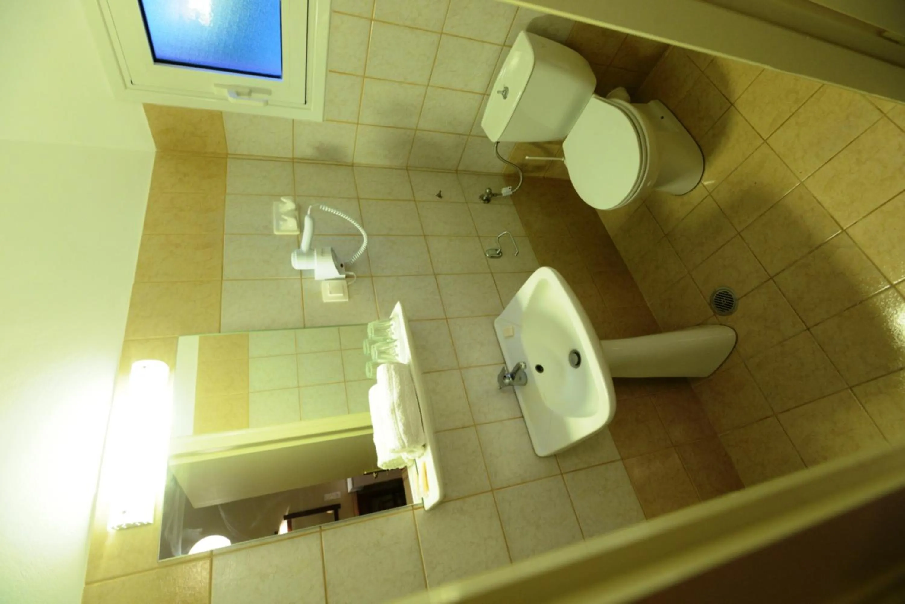 Bathroom in Argo Hotel