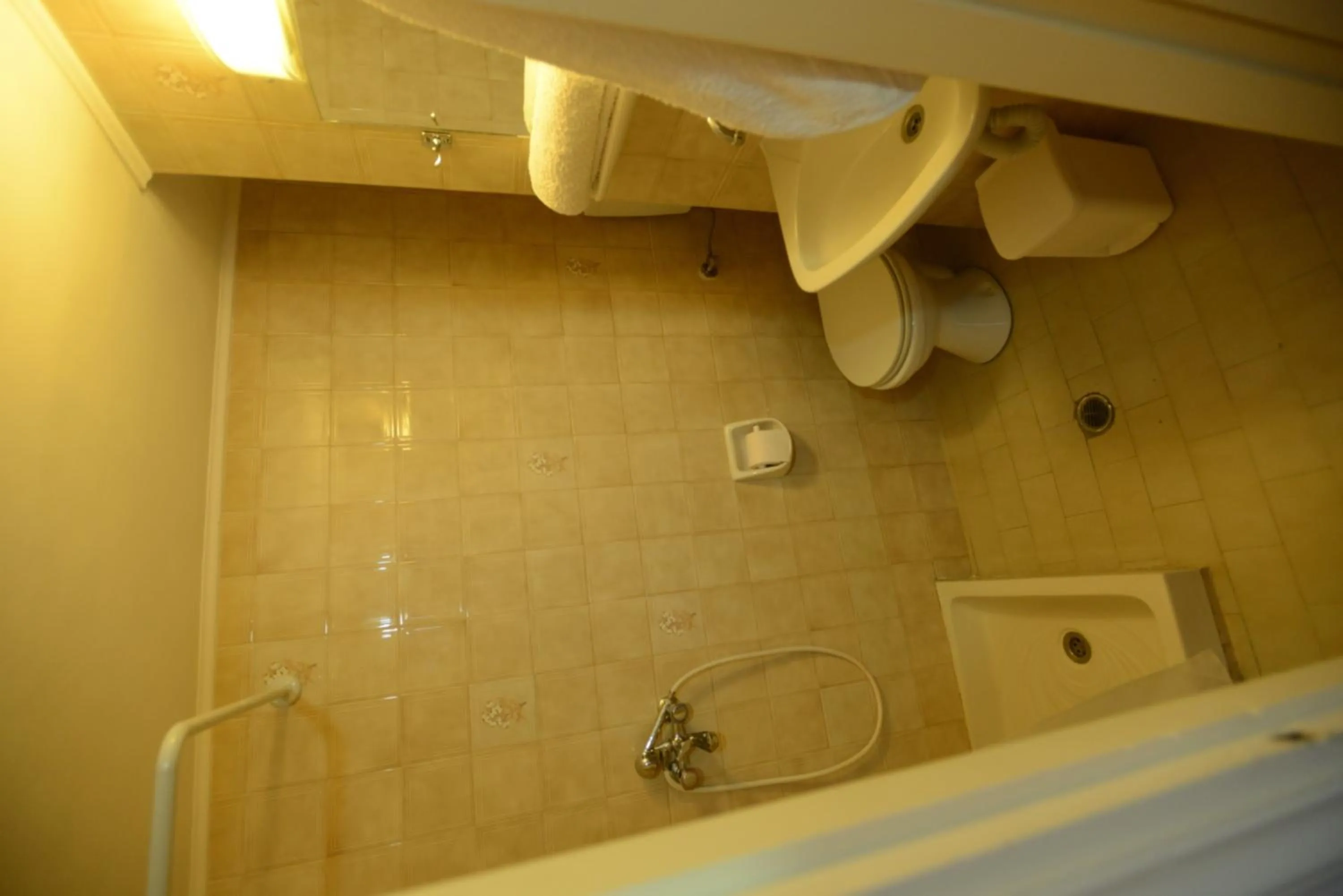 Bathroom in Argo Hotel