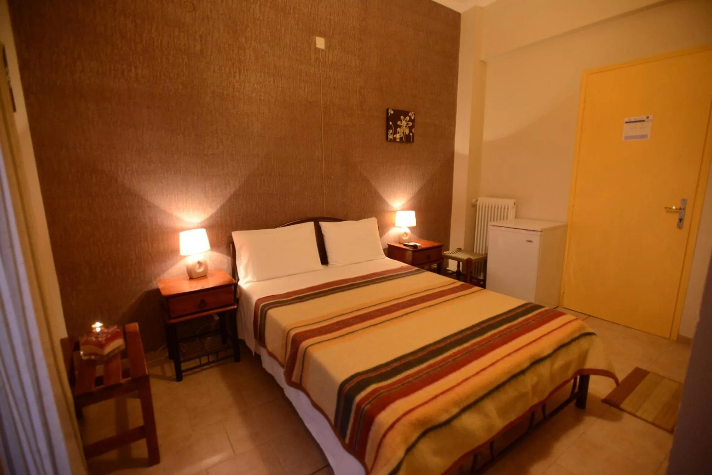 Photo of the whole room, Bed in Argo Hotel