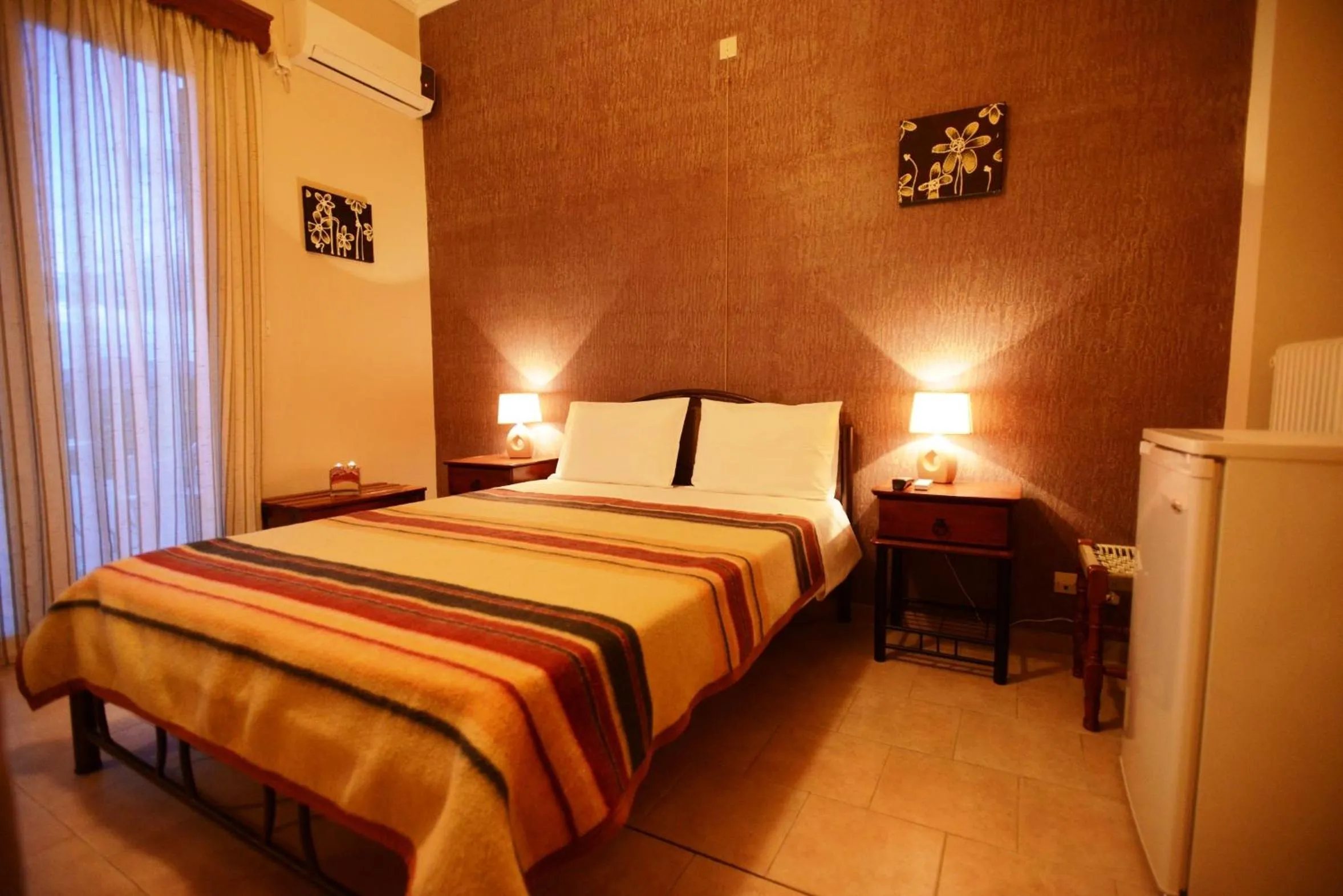Photo of the whole room, Bed in Argo Hotel