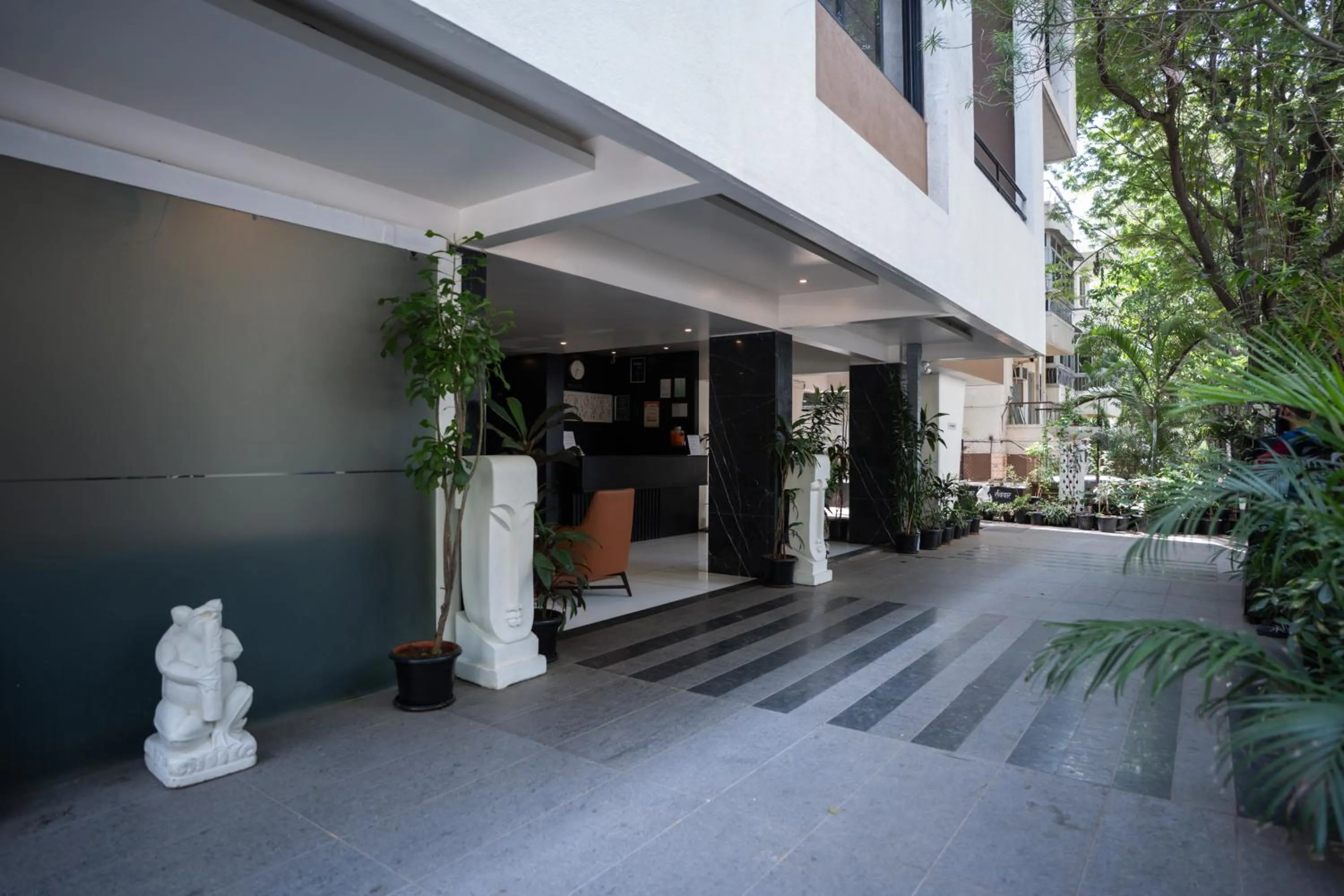 Day in AR Suites Fontana Bay - Kalyani Nagar