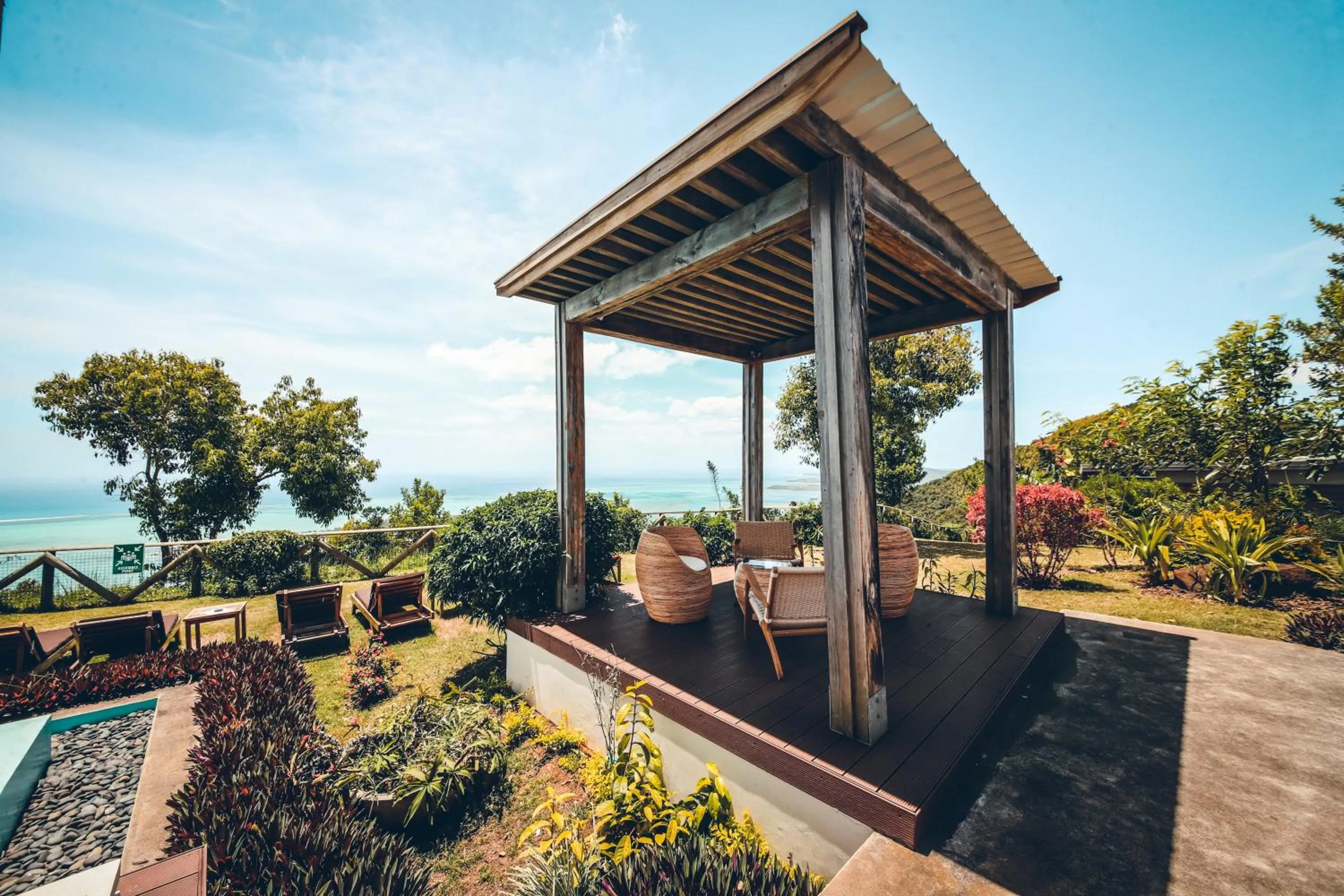 Property building in Hotel Chalets Chamarel