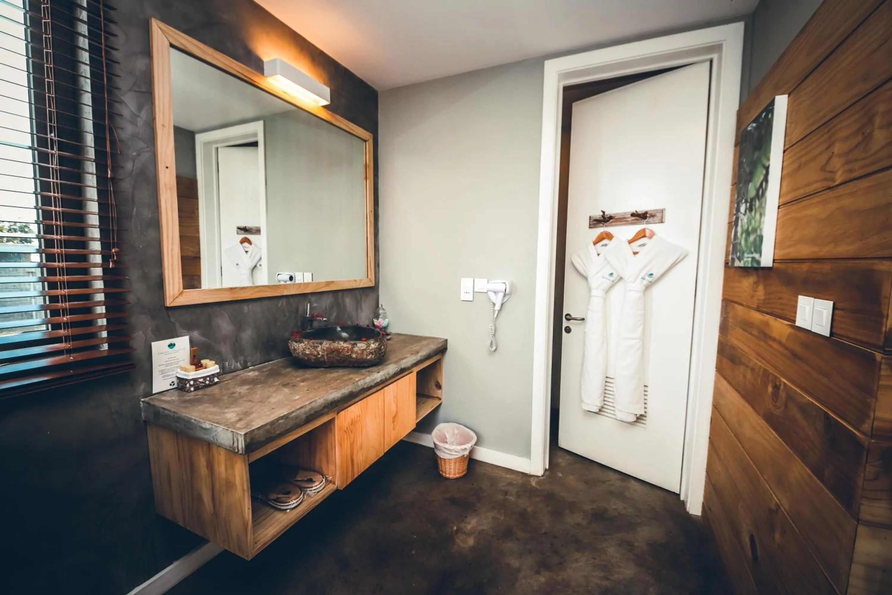 Bathroom in Hotel Chalets Chamarel