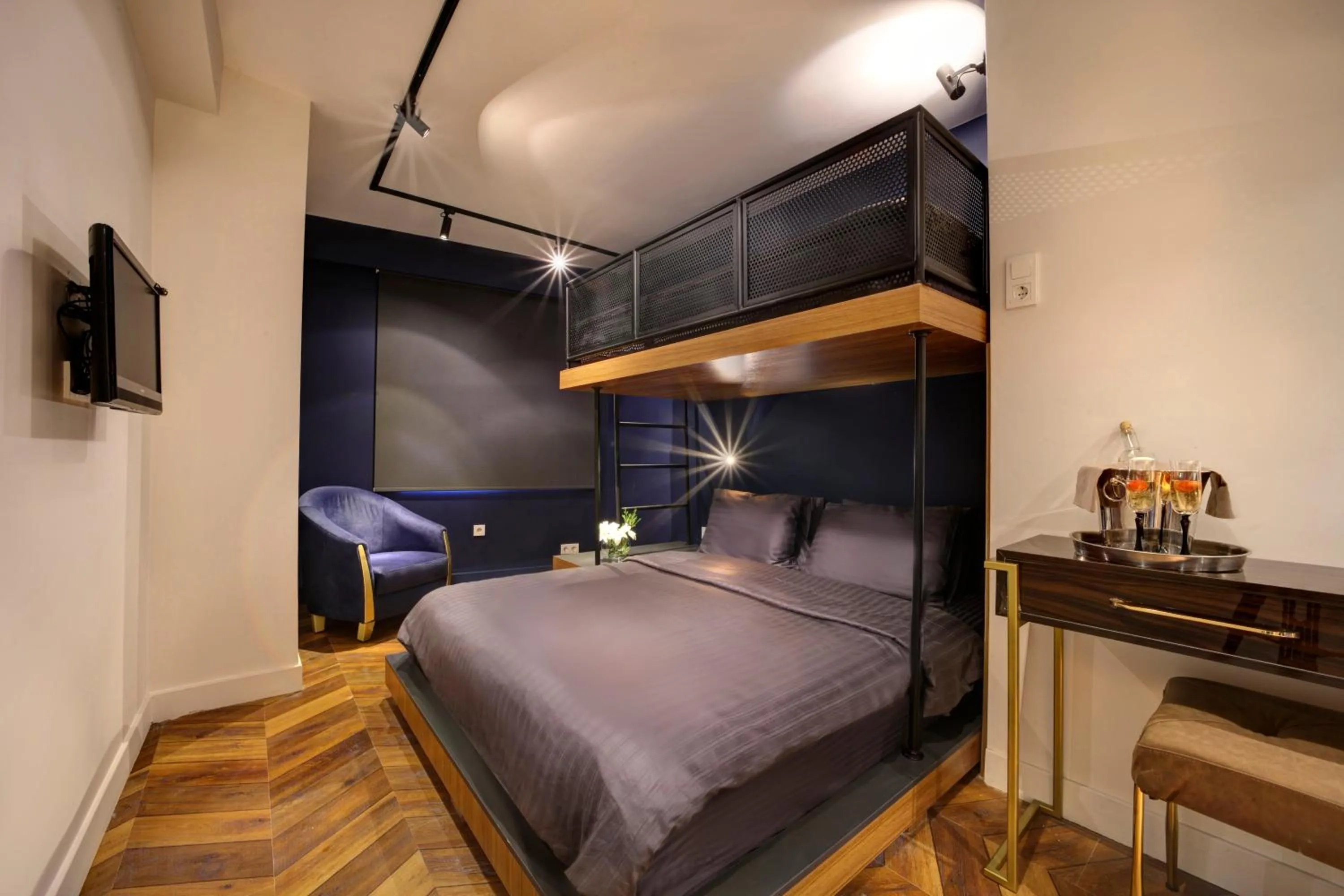 Photo of the whole room, Bed in Concept Nisantasi Hotels & Spa