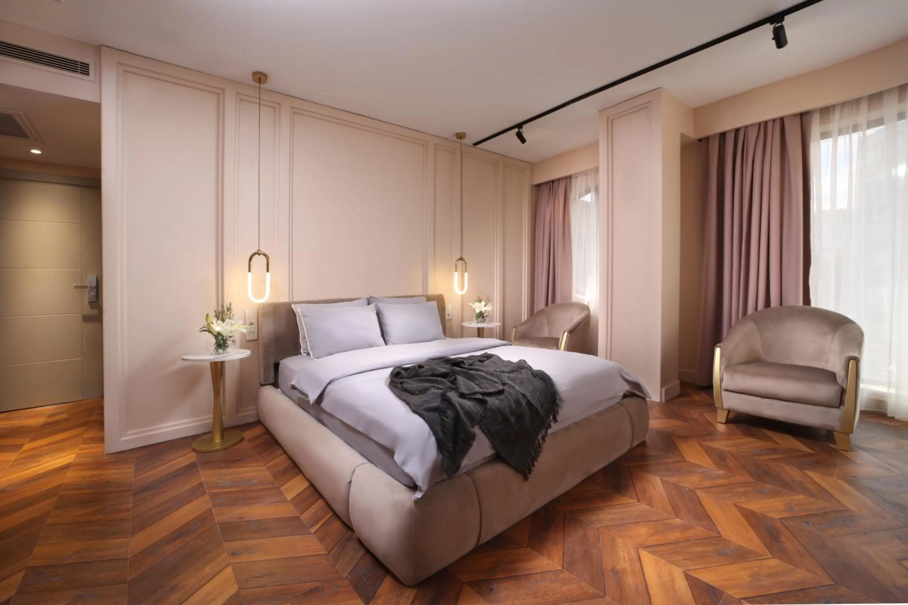 Photo of the whole room, Bed in Concept Nisantasi Hotels & Spa