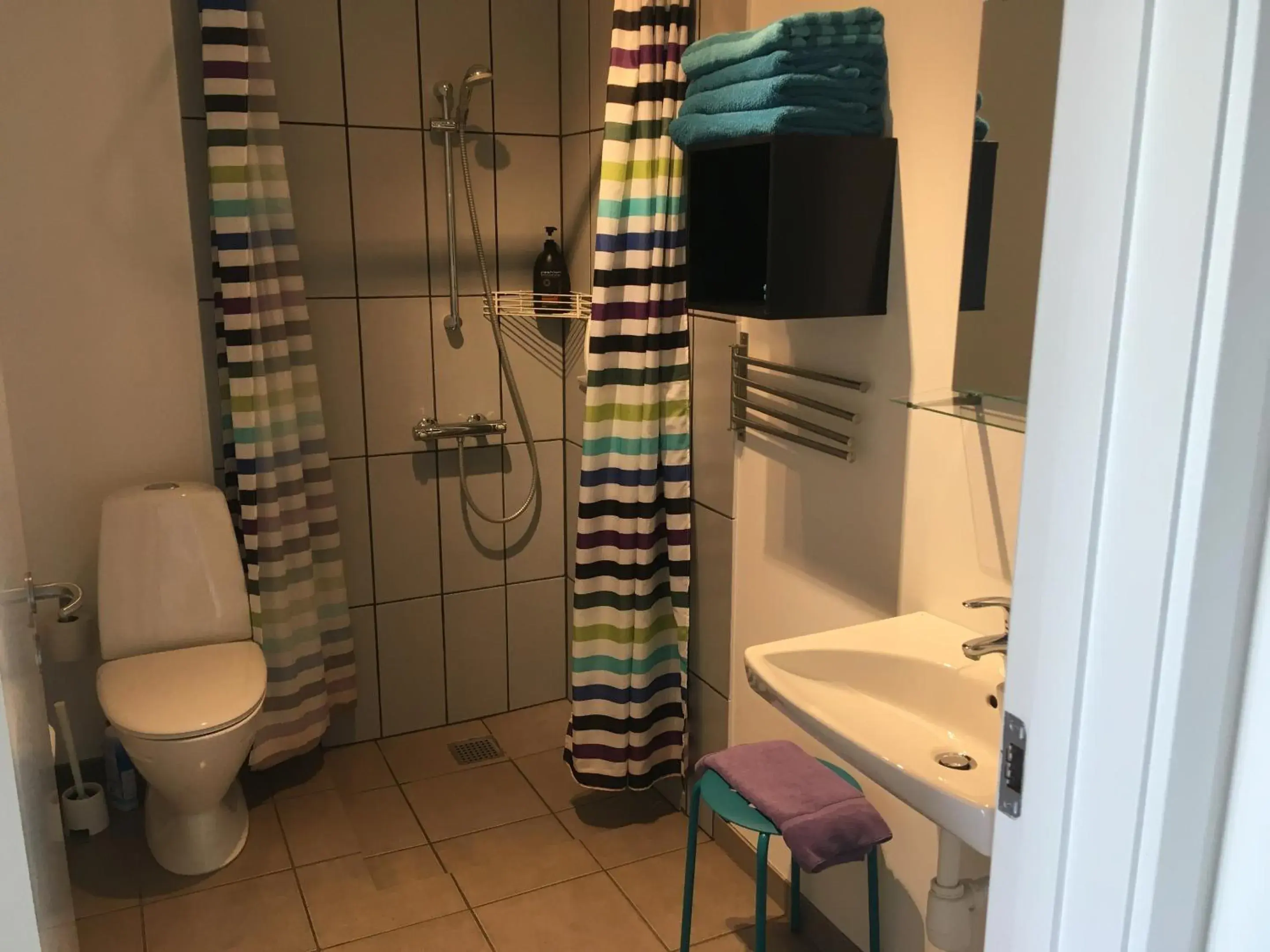 Comfort Quadruple Room - single occupancy in Bed & Breakfast Tistrup Comfort Quadruple Room - single occupancy in Bed & Breakfast Tistrup