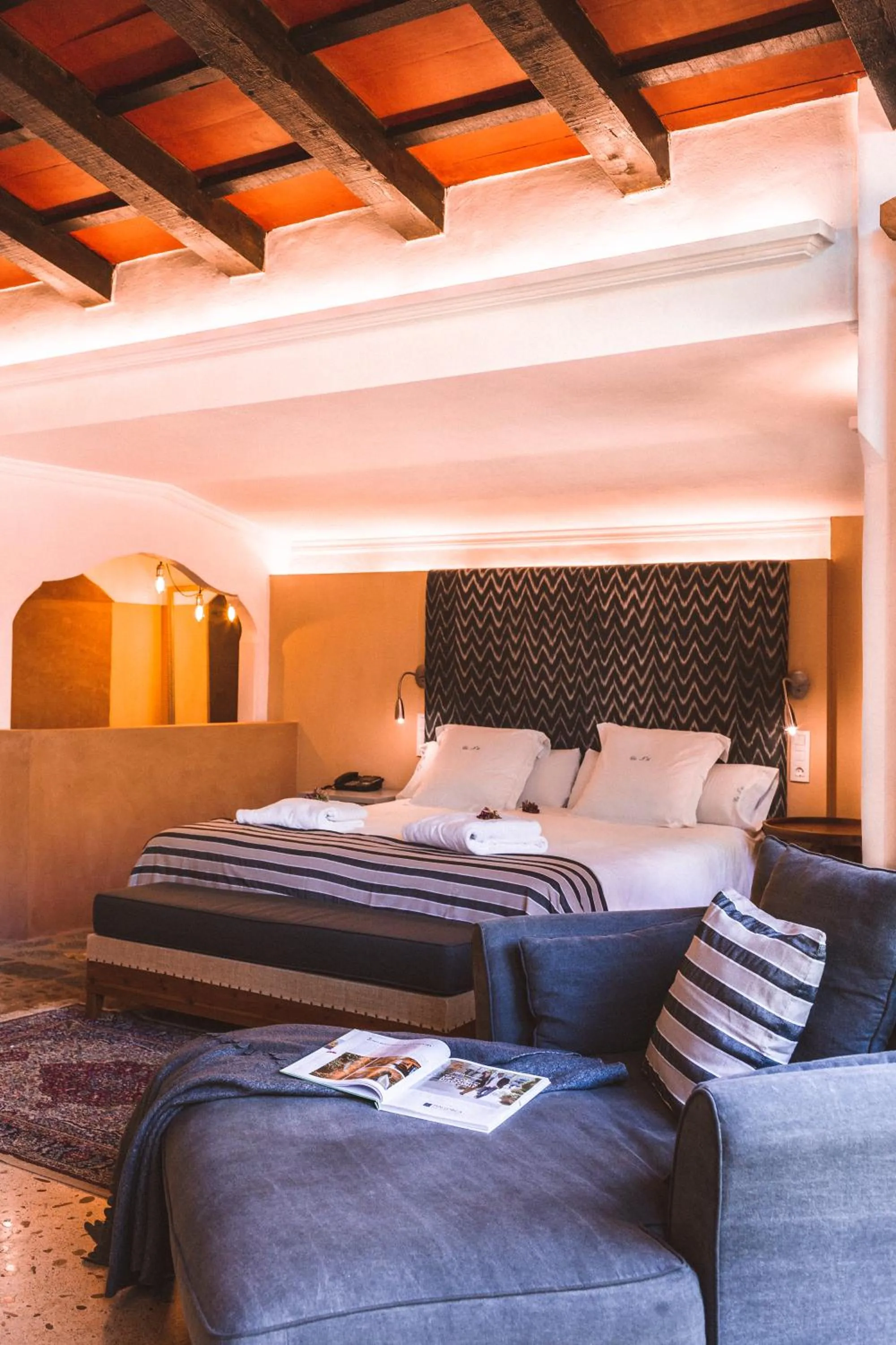 Photo of the whole room, Bed in Hotel Finca Ca N'ai - Adults Only