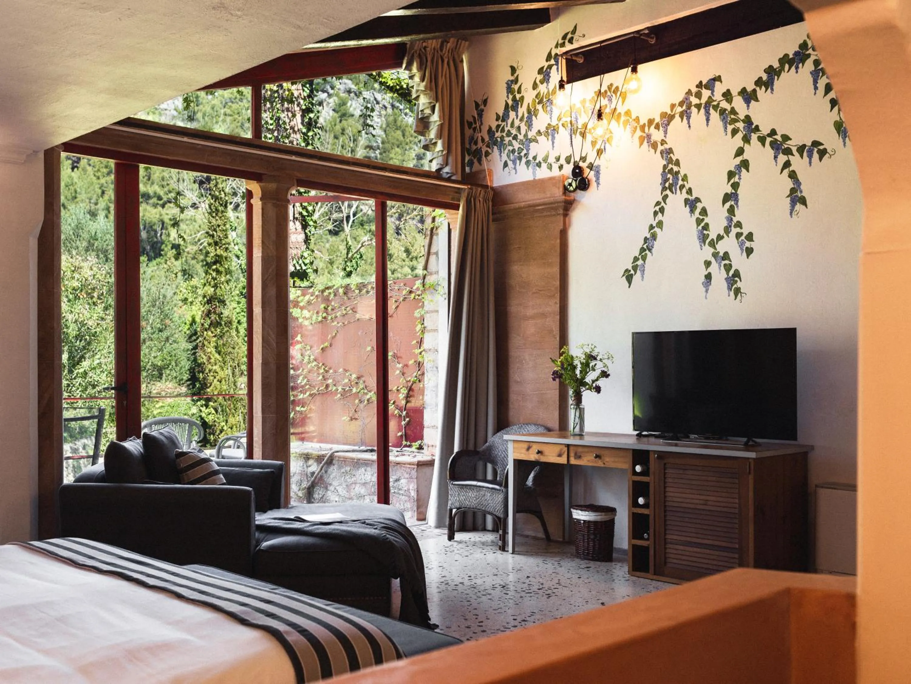 Photo of the whole room, Bed in Hotel Finca Ca N'ai - Adults Only