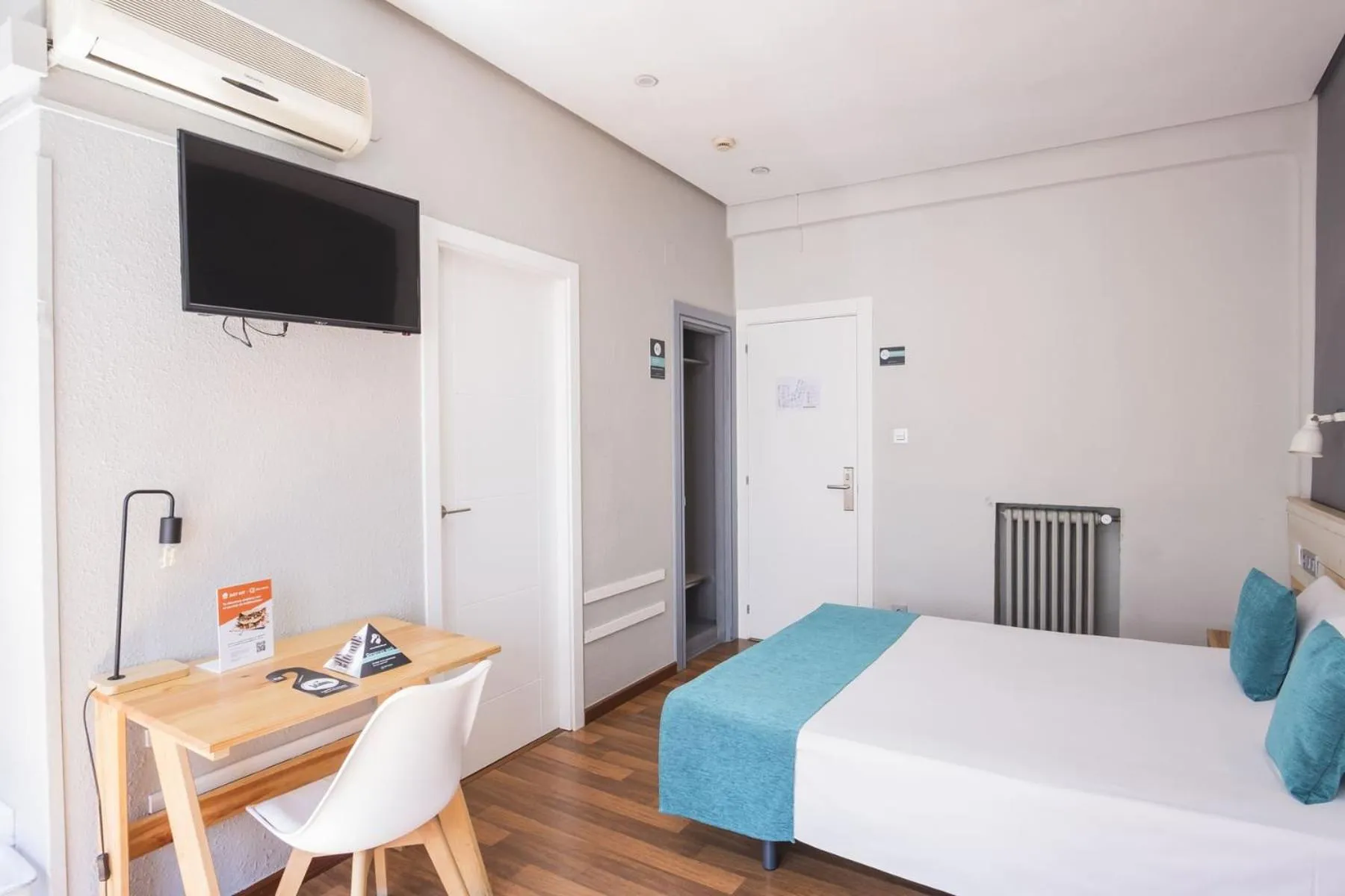 Photo of the whole room, Bed in Hotel Alda Centro Ponferrada