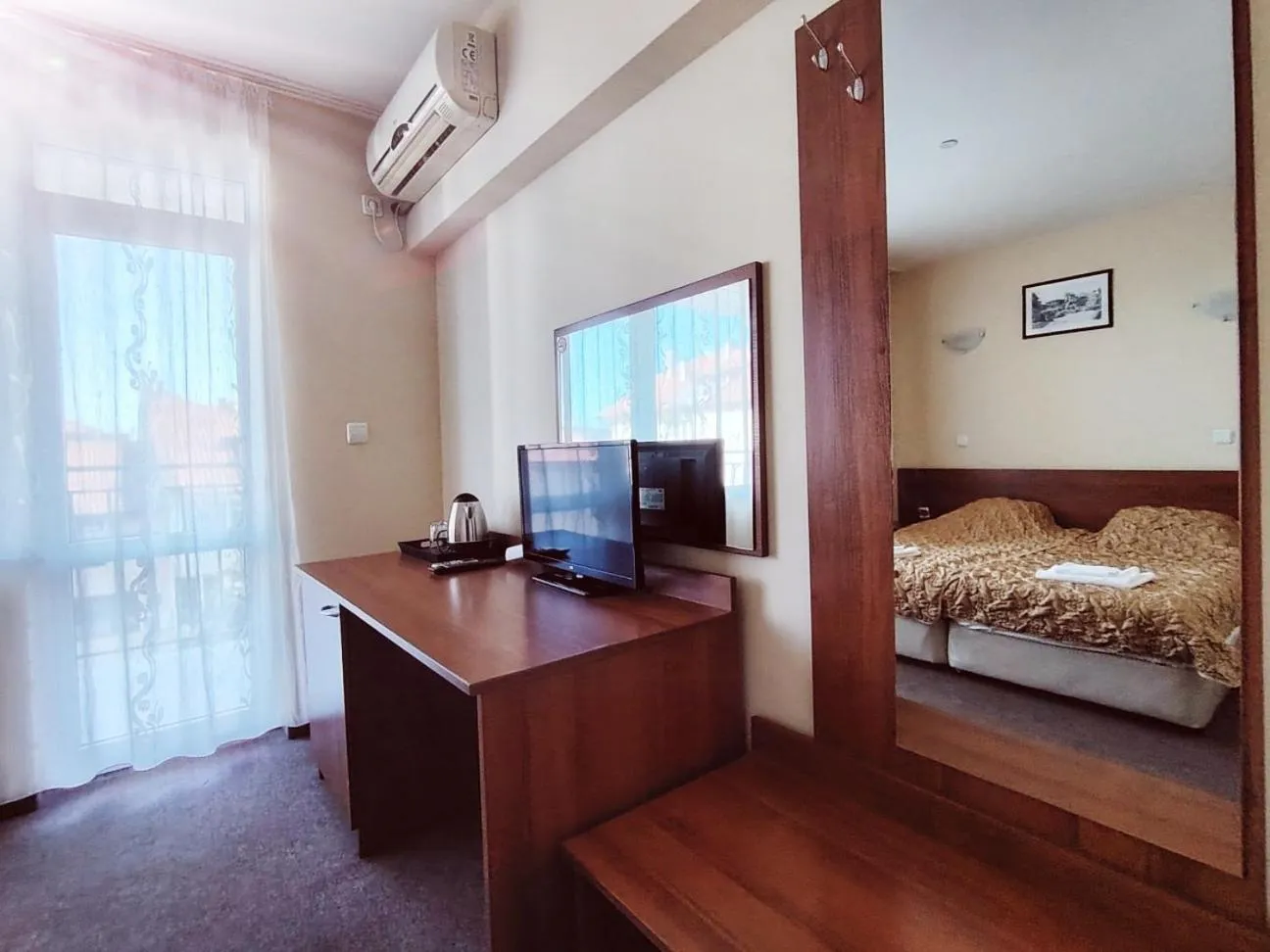 TV and multimedia in Sandor Hotel