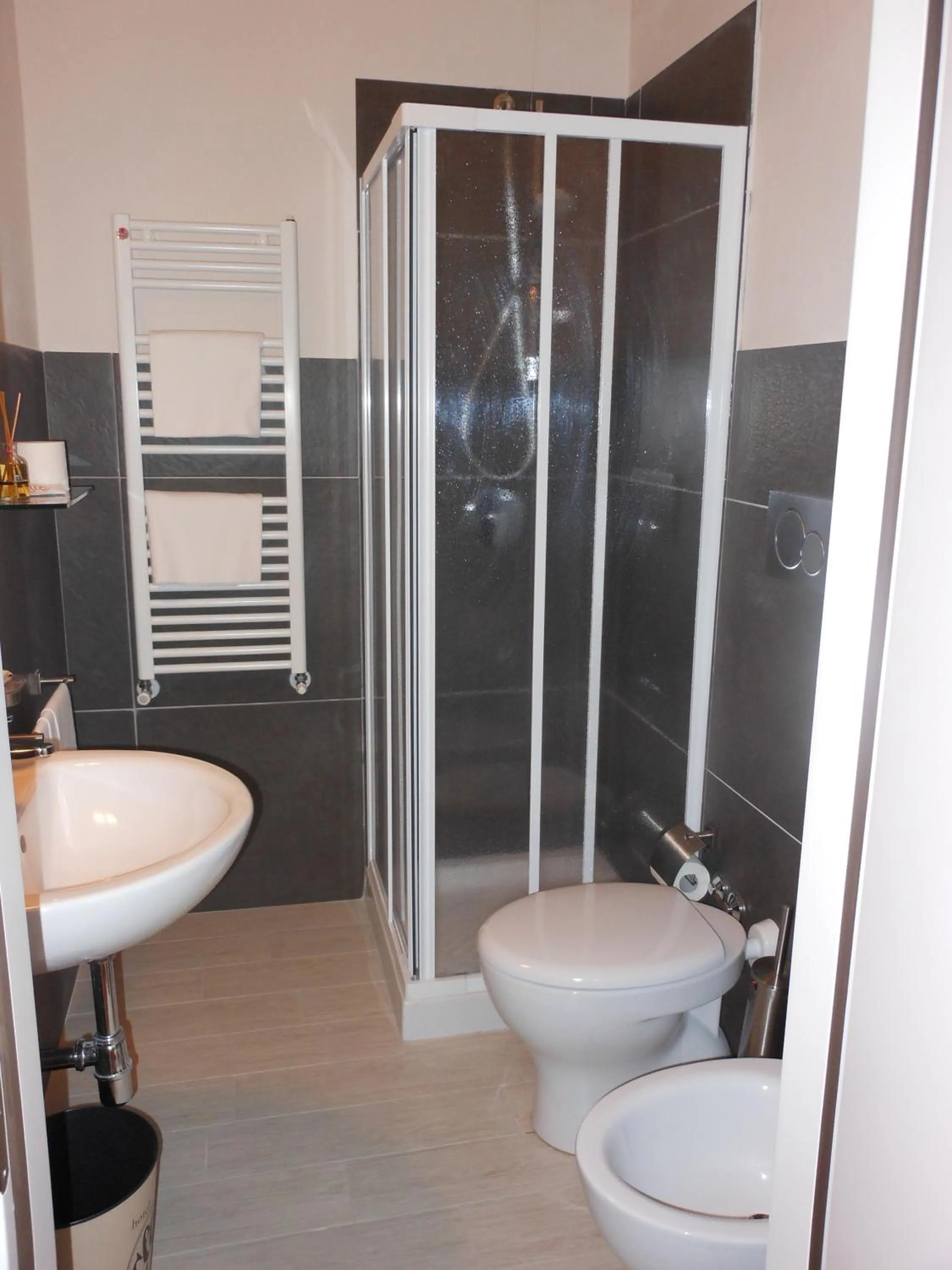 Bathroom in Hotel Cecco