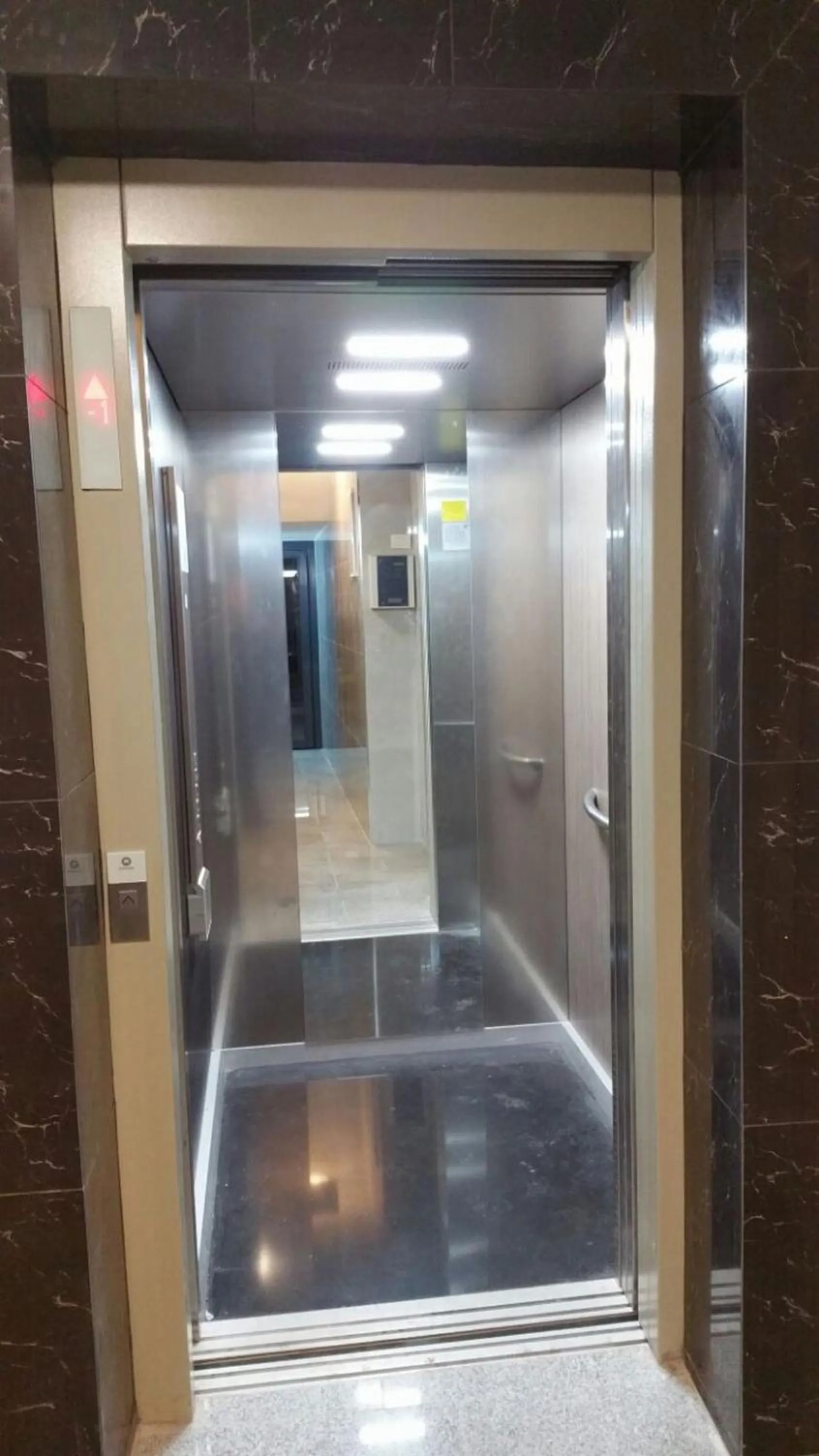 Property building in Rothschild Mansion