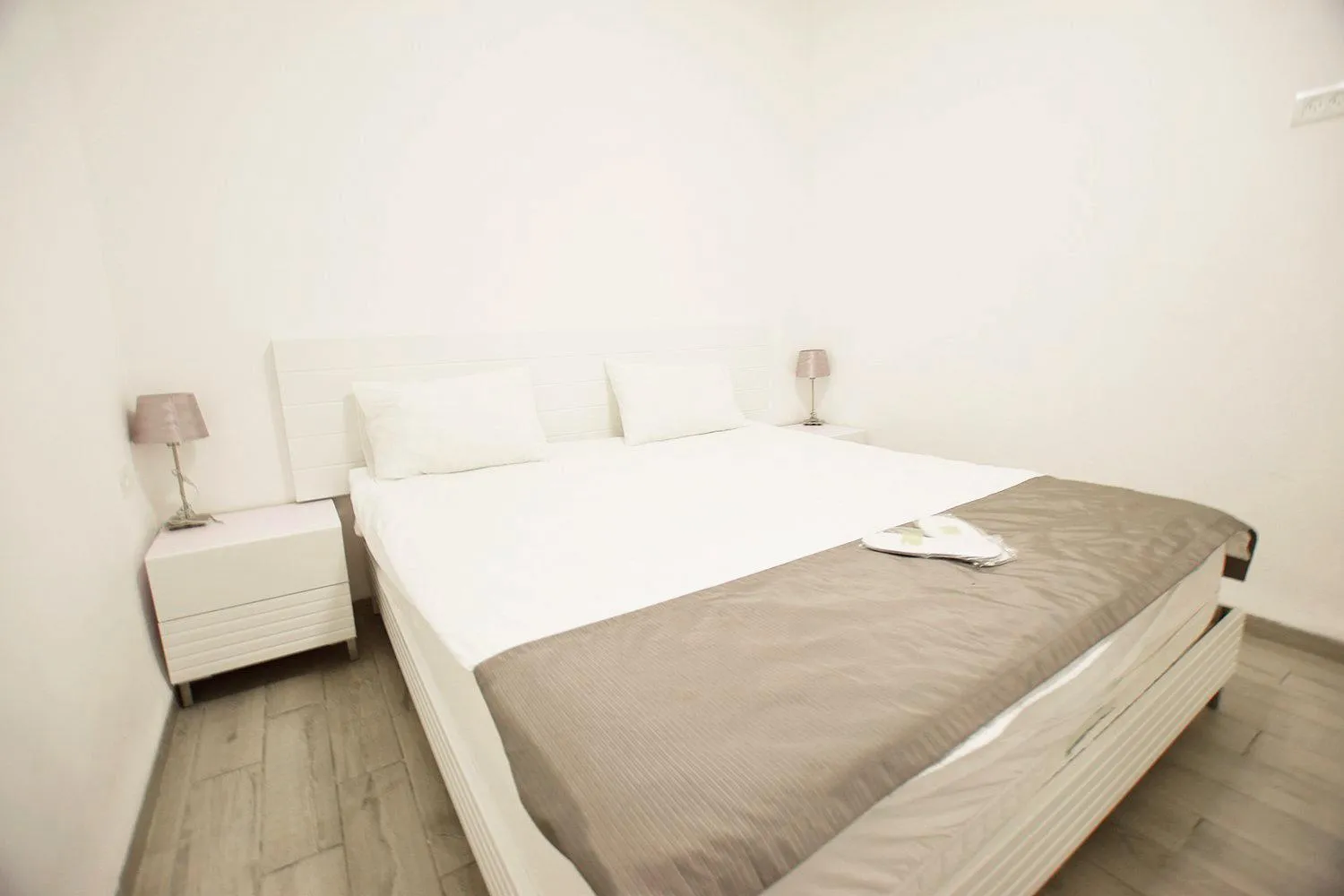 Bedroom in Rothschild Mansion