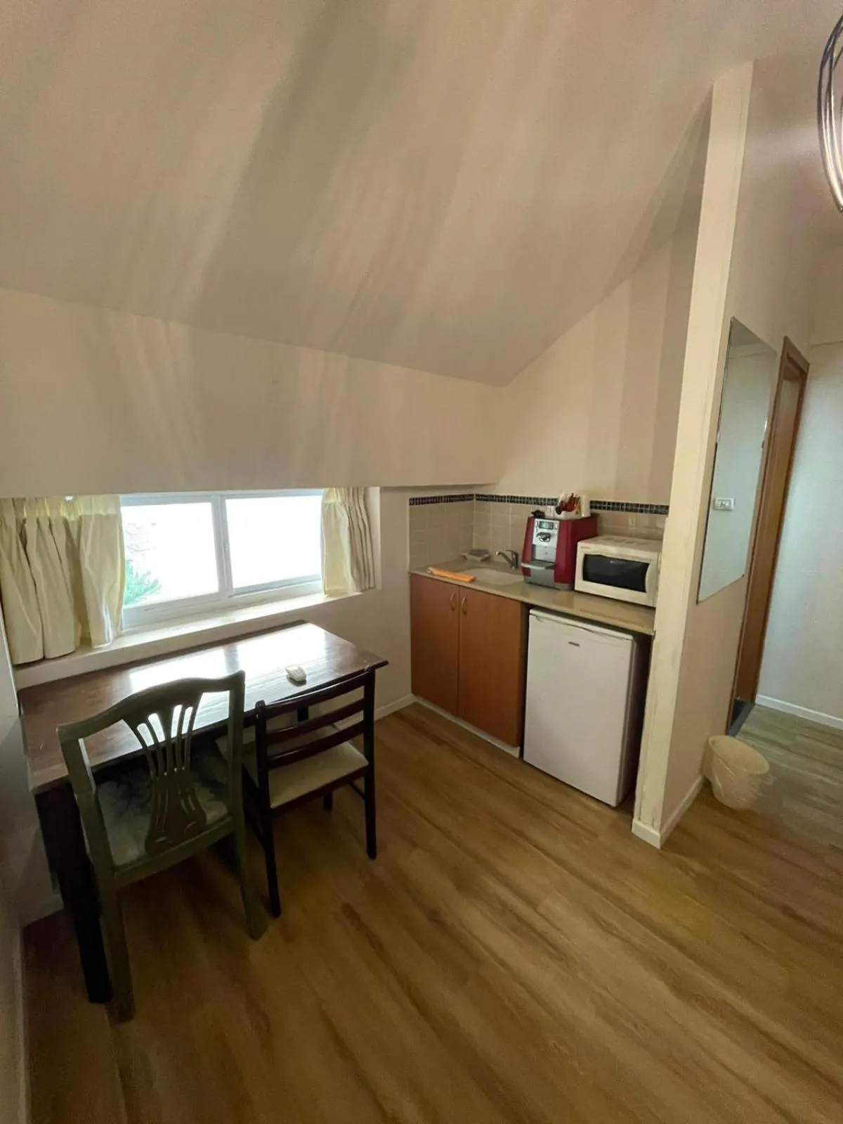 Kitchen or kitchenette in Rothschild Mansion