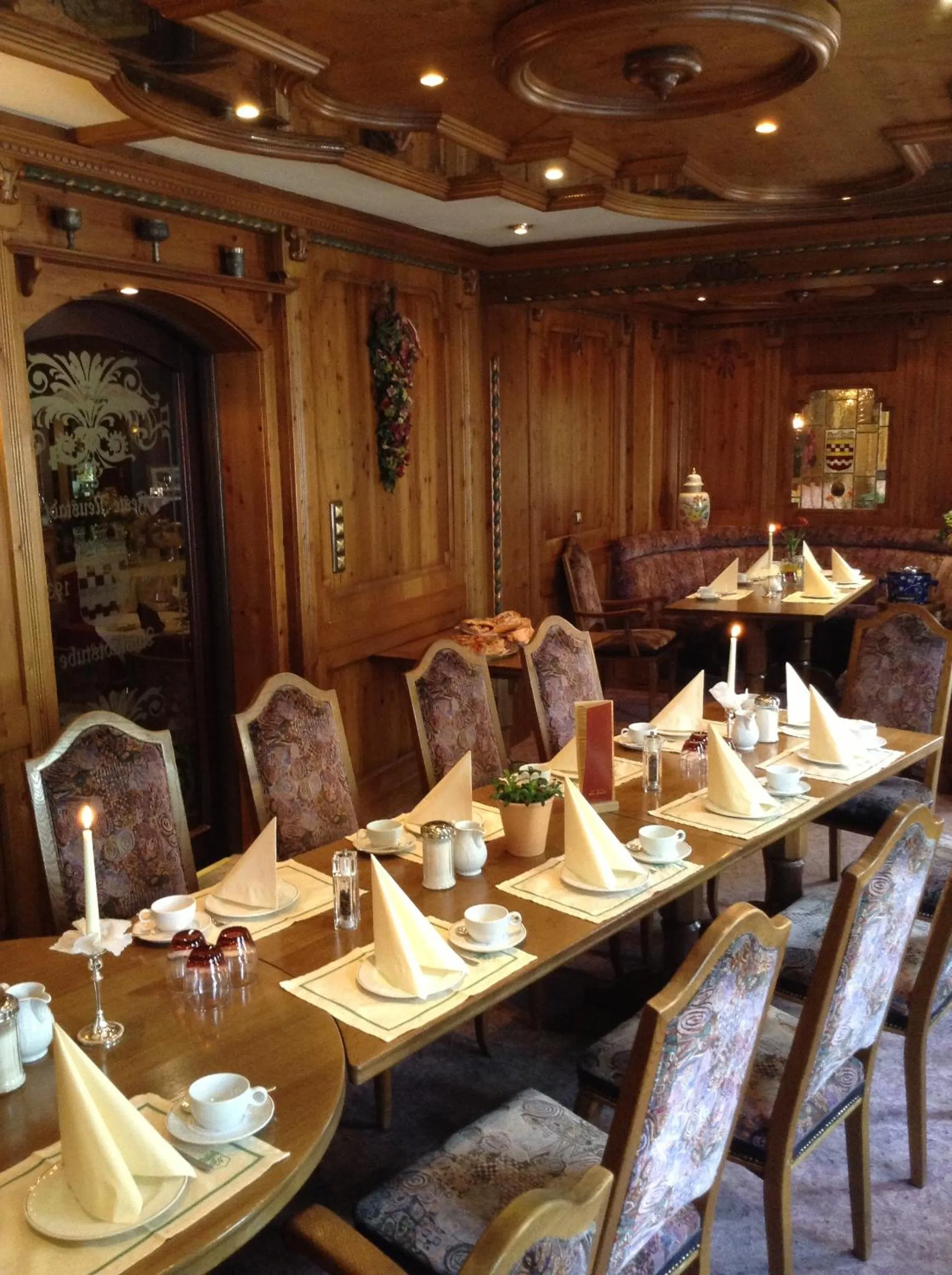 Restaurant/places to eat in Feste Neustadt