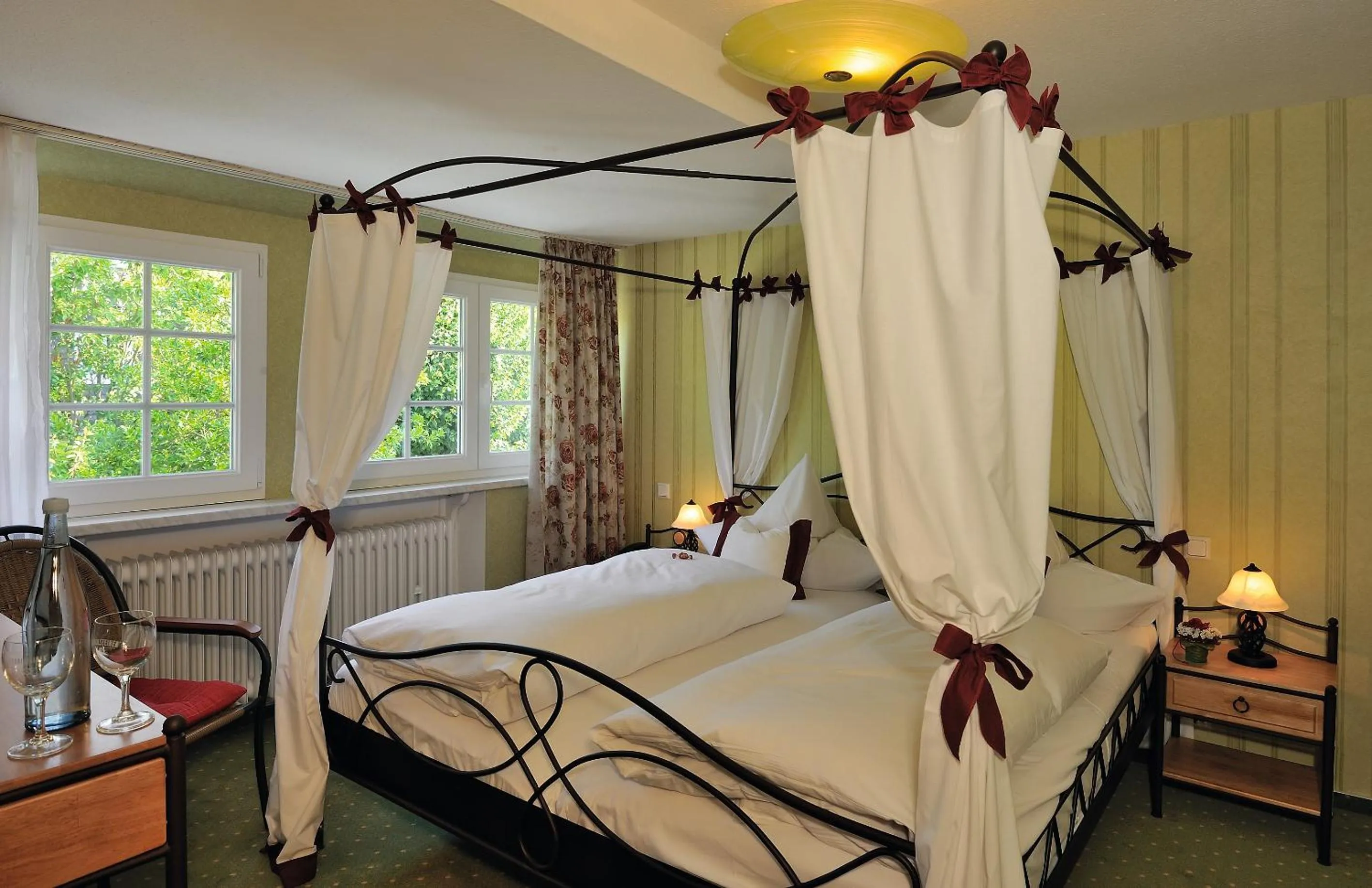 Bed in Feste Neustadt