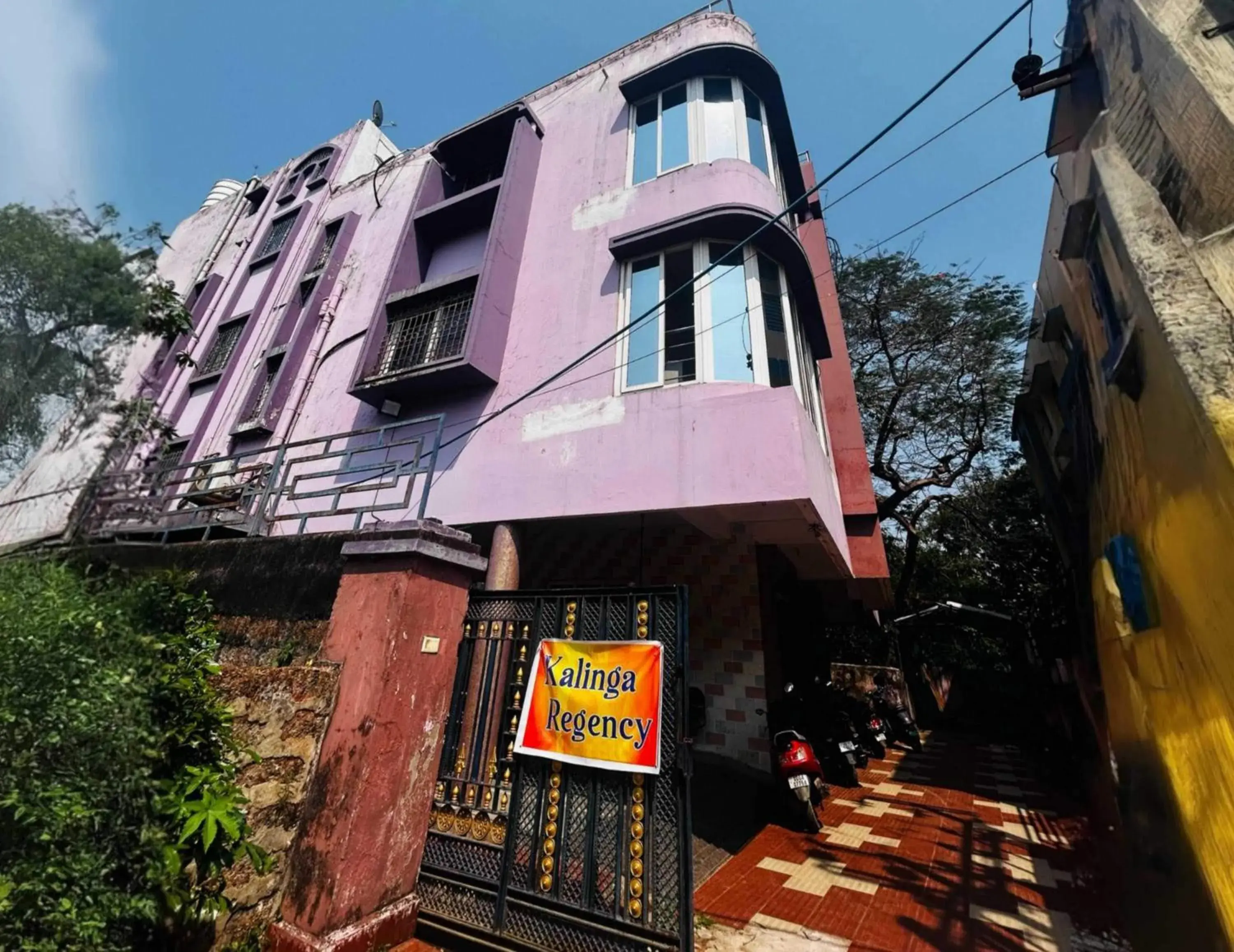 Facade/entrance in Hotel O Kalinga Regency Facade/entrance in Hotel O Kalinga Regency