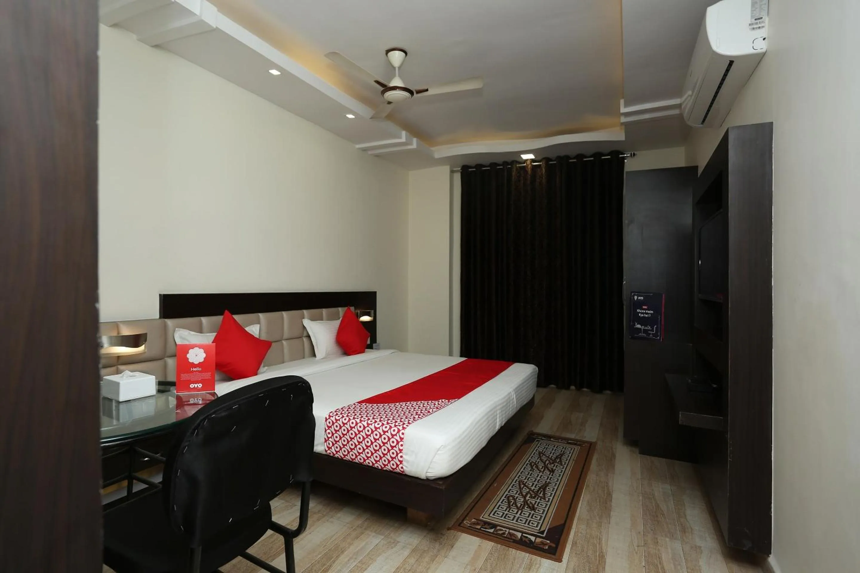 Bedroom, Bed in Hotel O Csfc