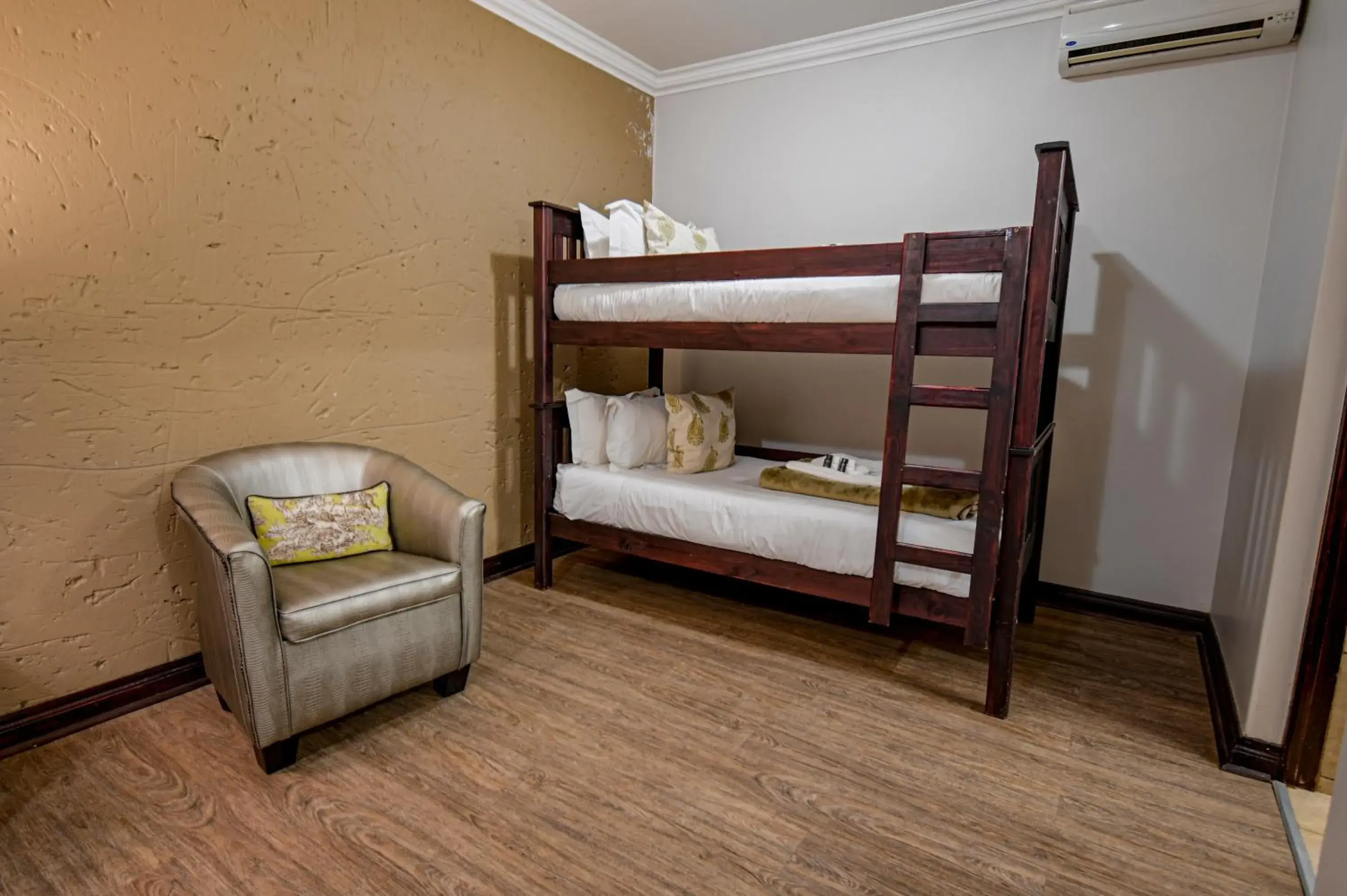 Family Room - single occupancy in Villa Bali Luxury Guesthouse Family Room - single occupancy in Villa Bali Luxury Guesthouse