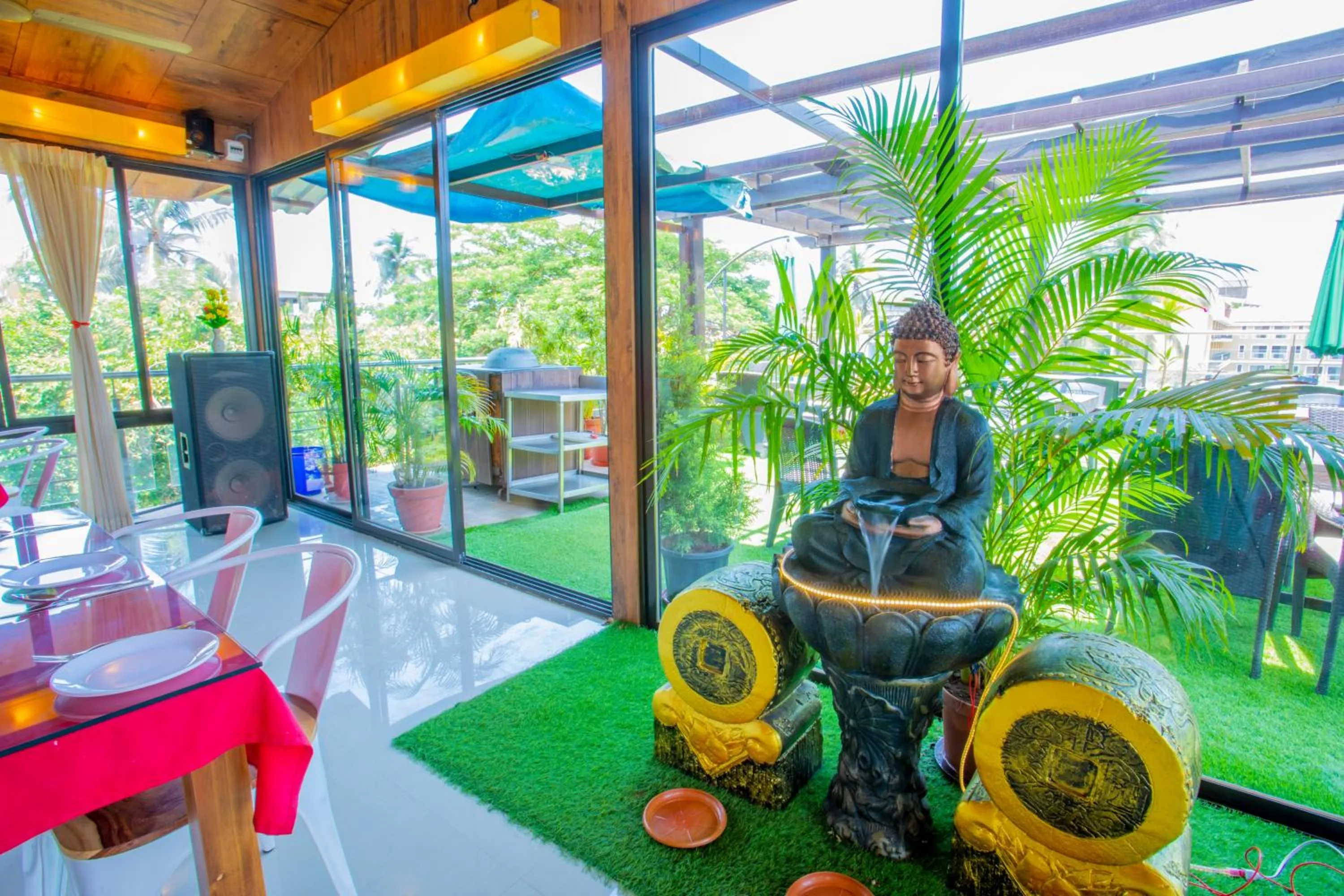 Restaurant/places to eat in Nitya Resort, Calangute