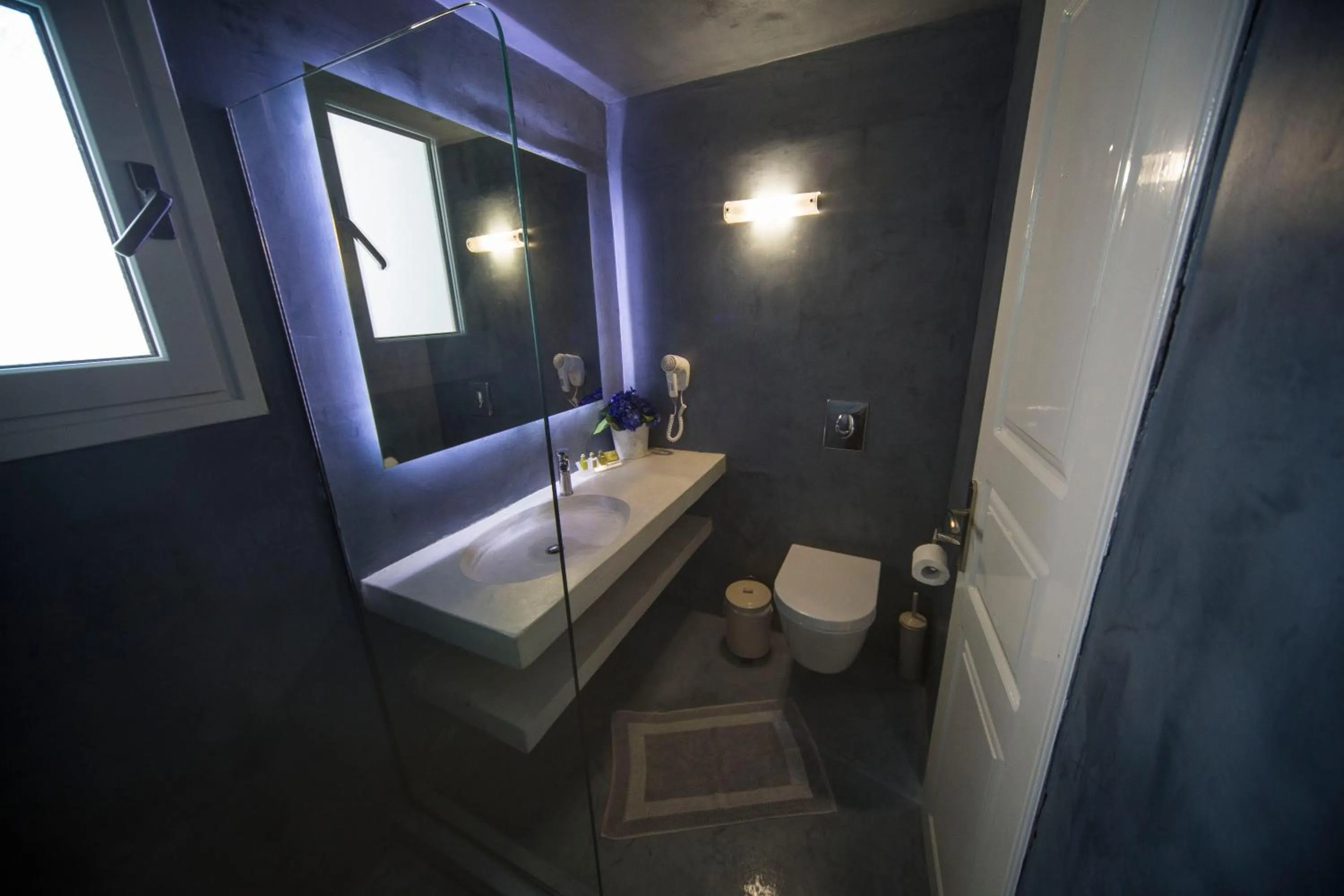 Bathroom in Ianthe Apartments & Villa