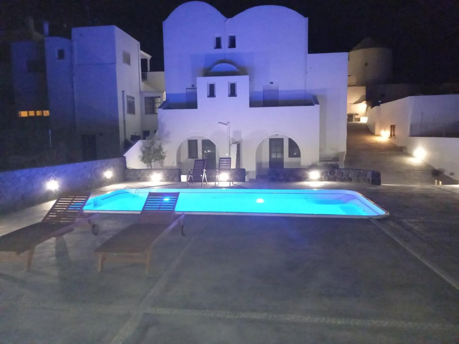 Swimming pool in Ianthe Apartments & Villa