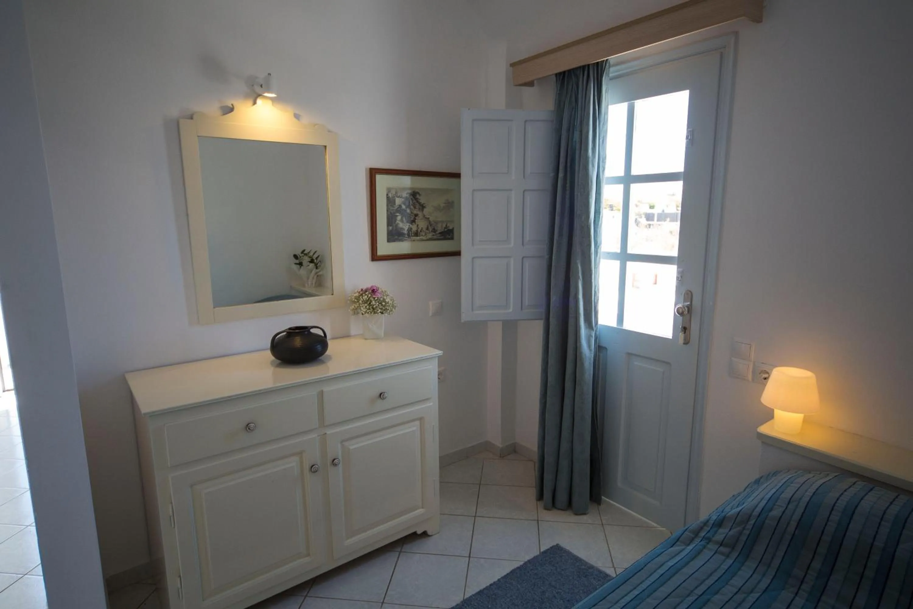 Bedroom, Bed in Ianthe Apartments & Villa