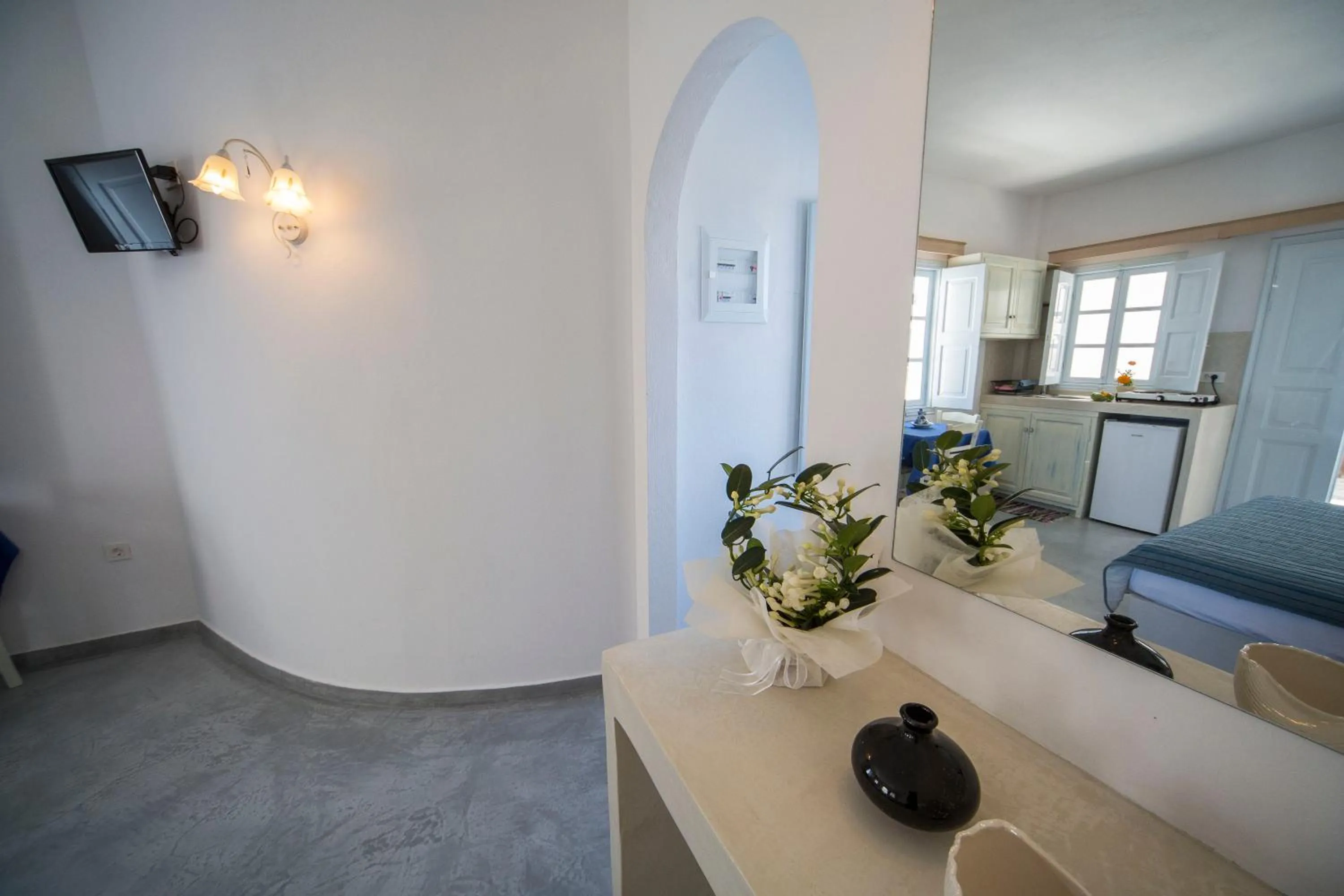 Photo of the whole room in Ianthe Apartments & Villa