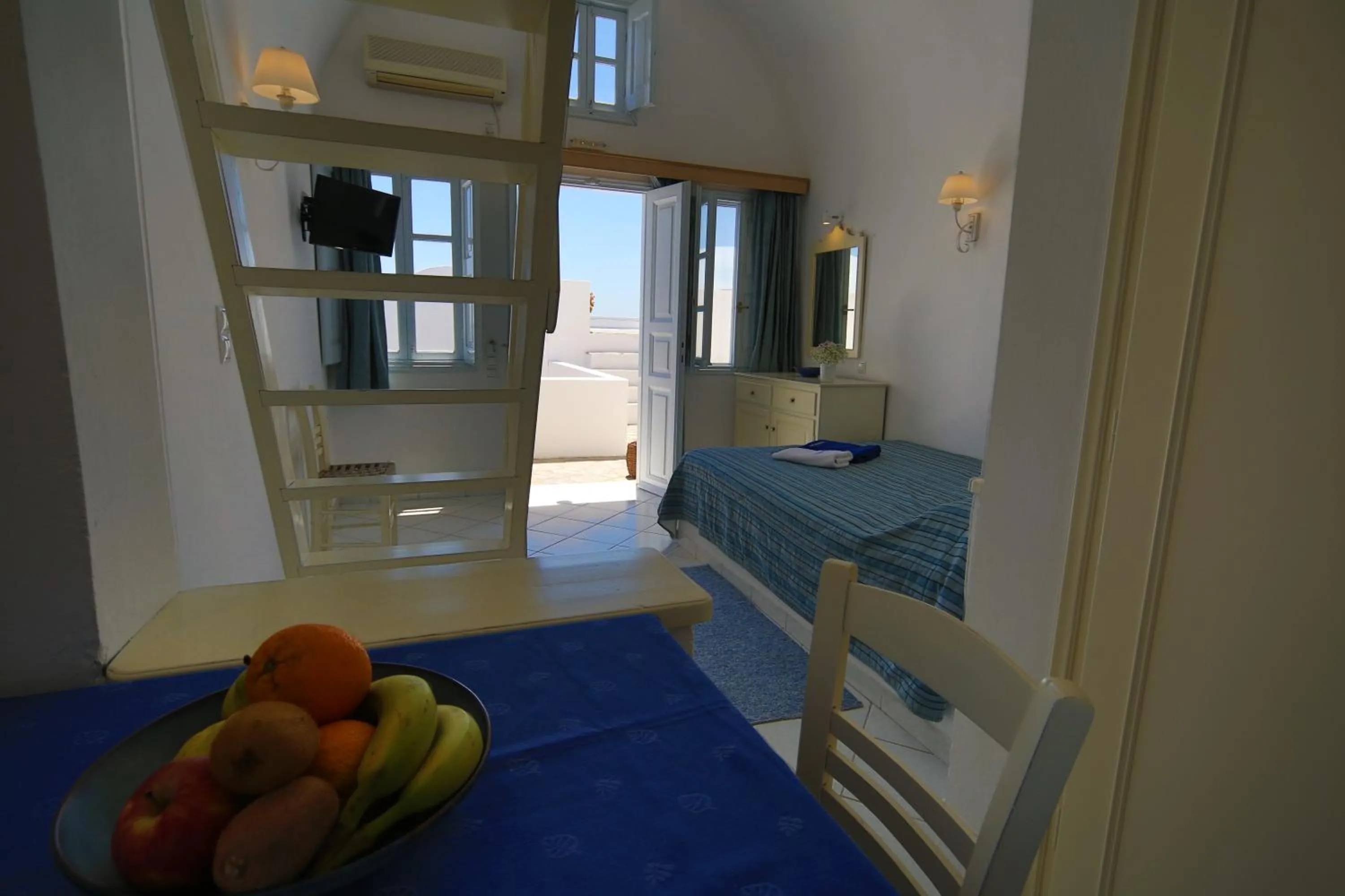 Kitchen or kitchenette in Ianthe Apartments & Villa