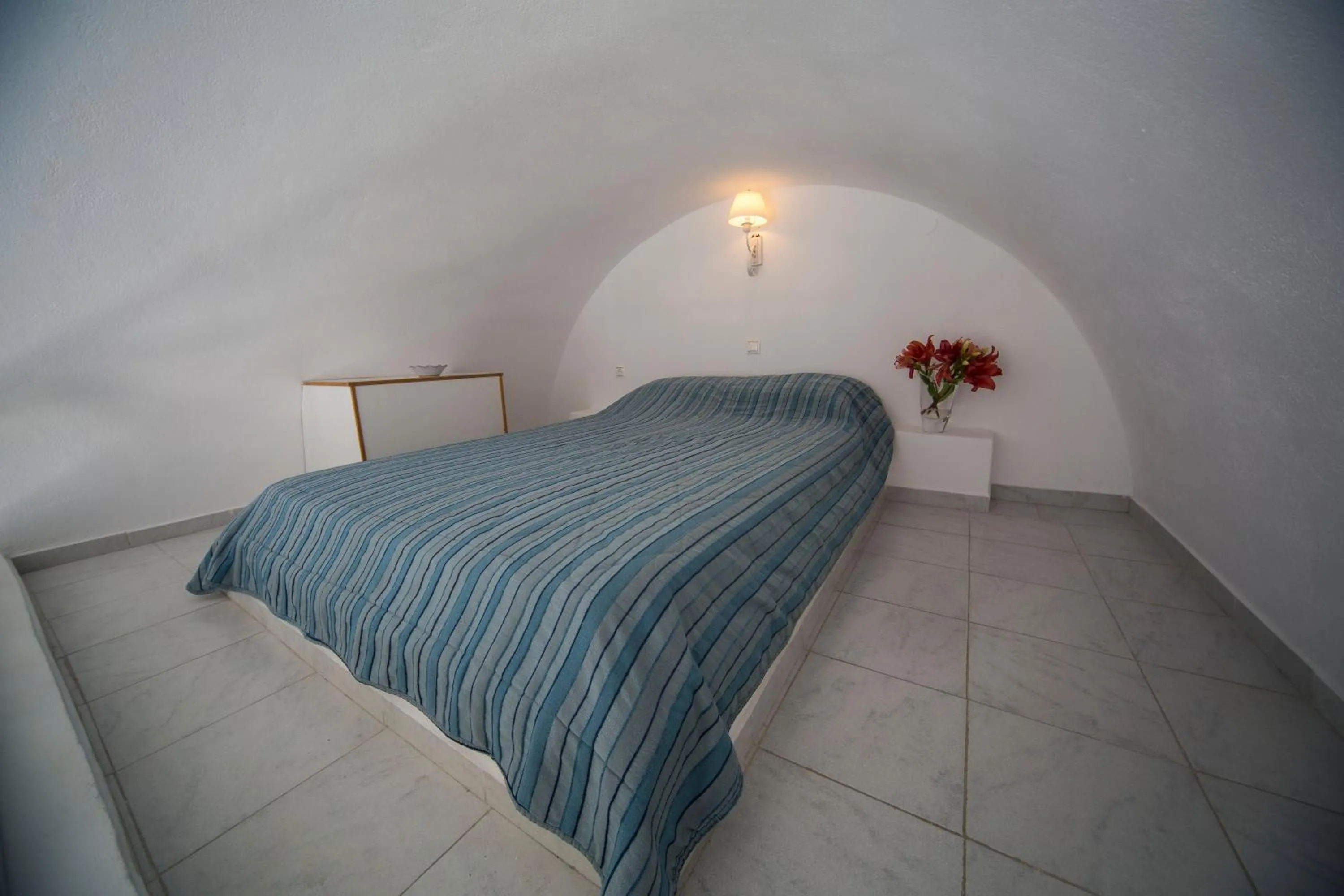 Bed in Ianthe Apartments & Villa