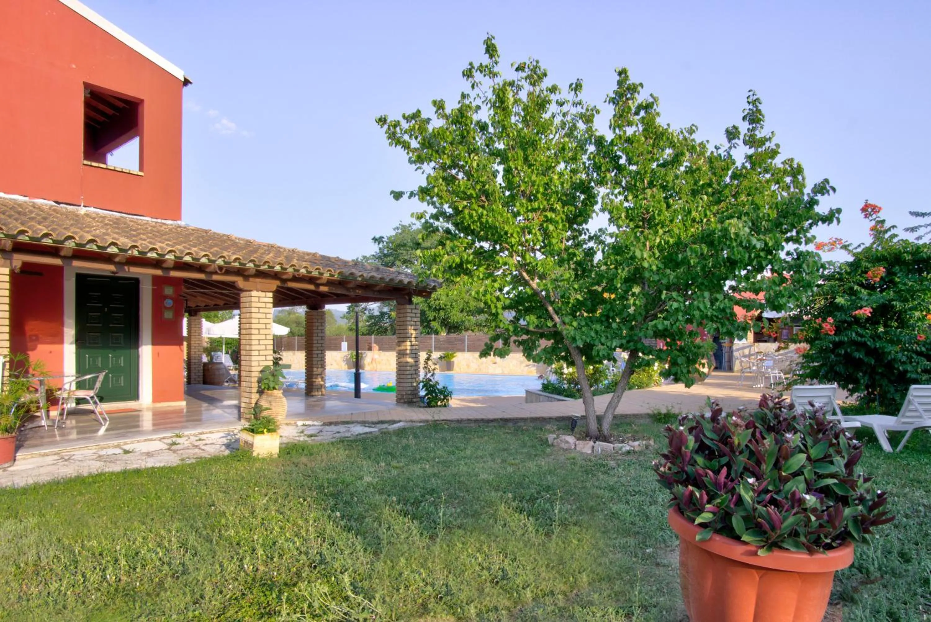 Garden in Blue Dream Apartments