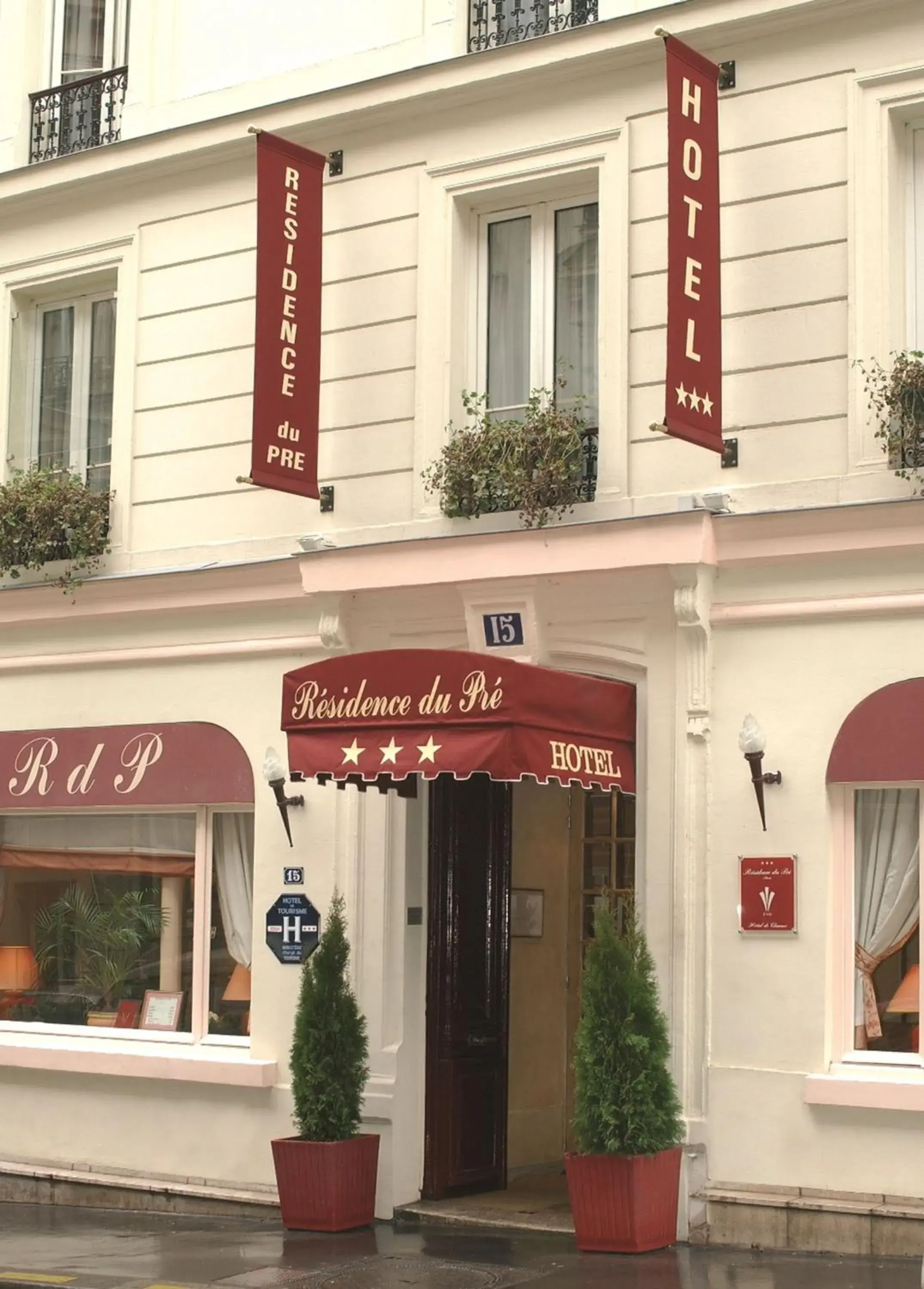 Facade/entrance in Résidence du Pré Facade/entrance in Résidence du Pré