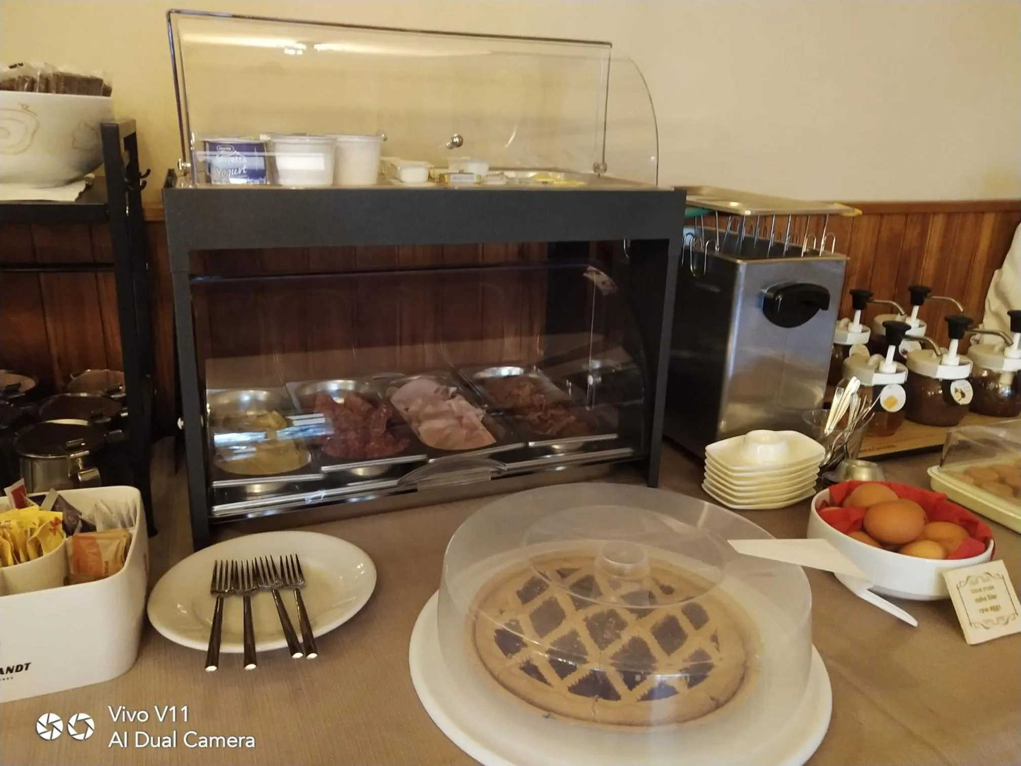 Breakfast in Hotel Garden