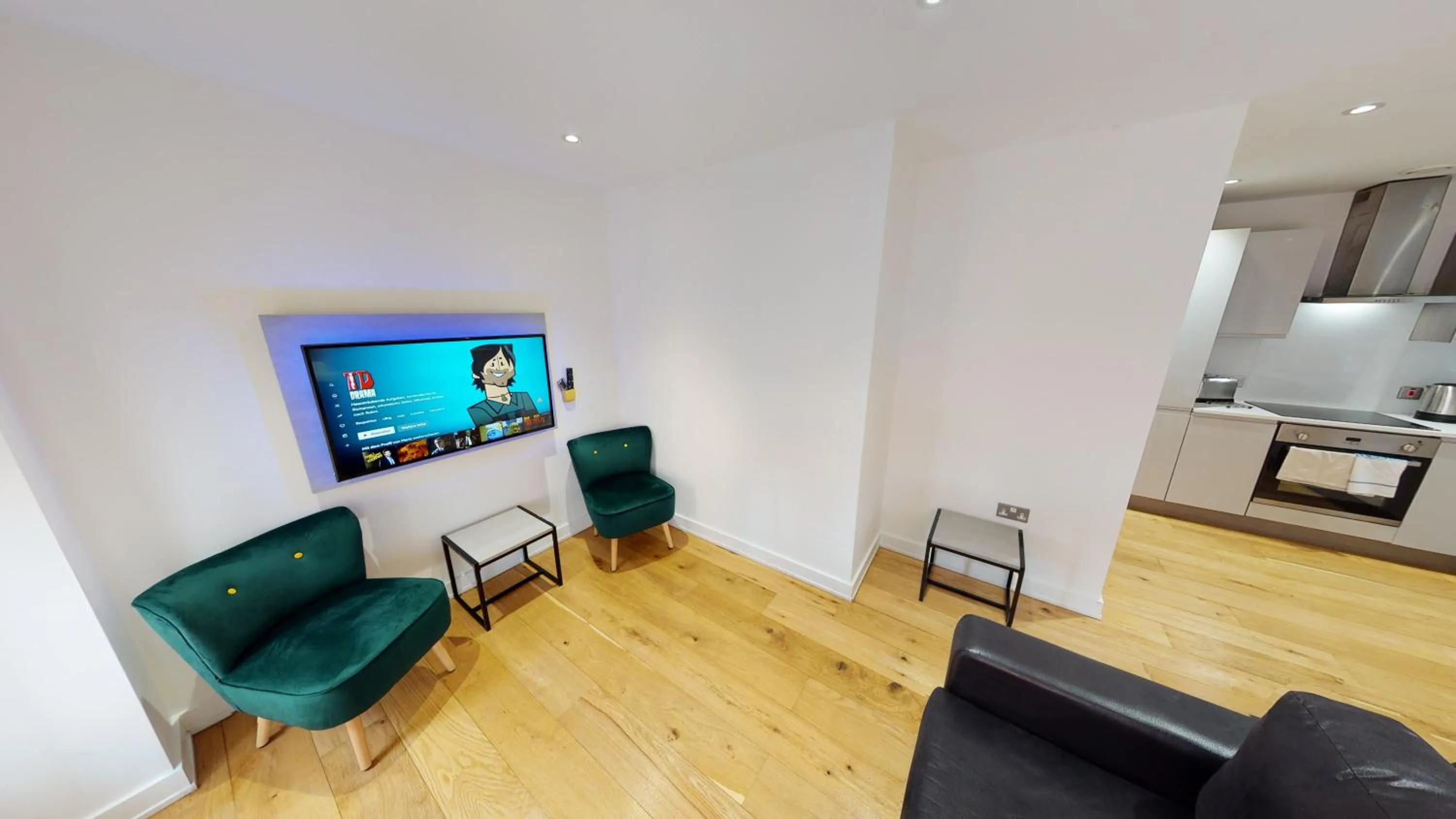 TV and multimedia in Quay Apartments Manchester