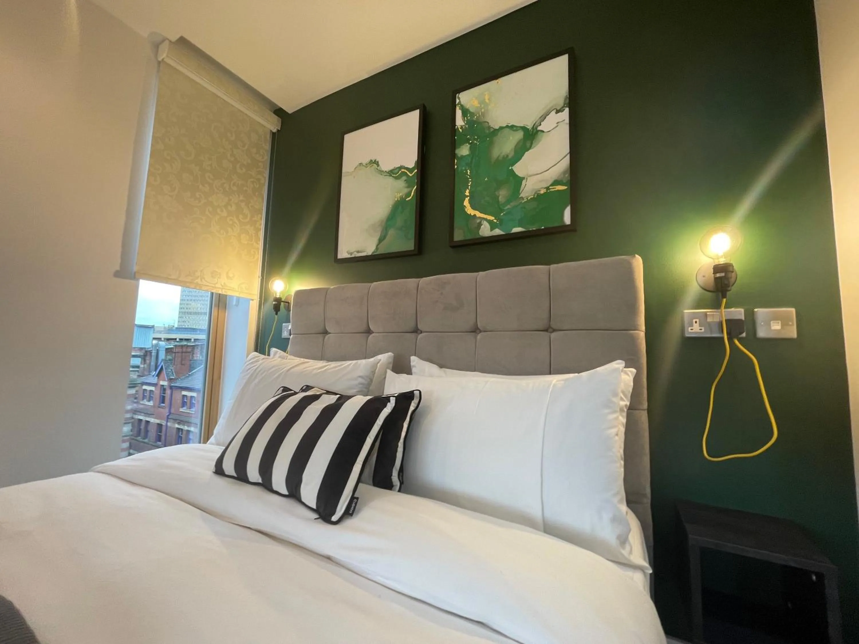 Bed in Quay Apartments Manchester