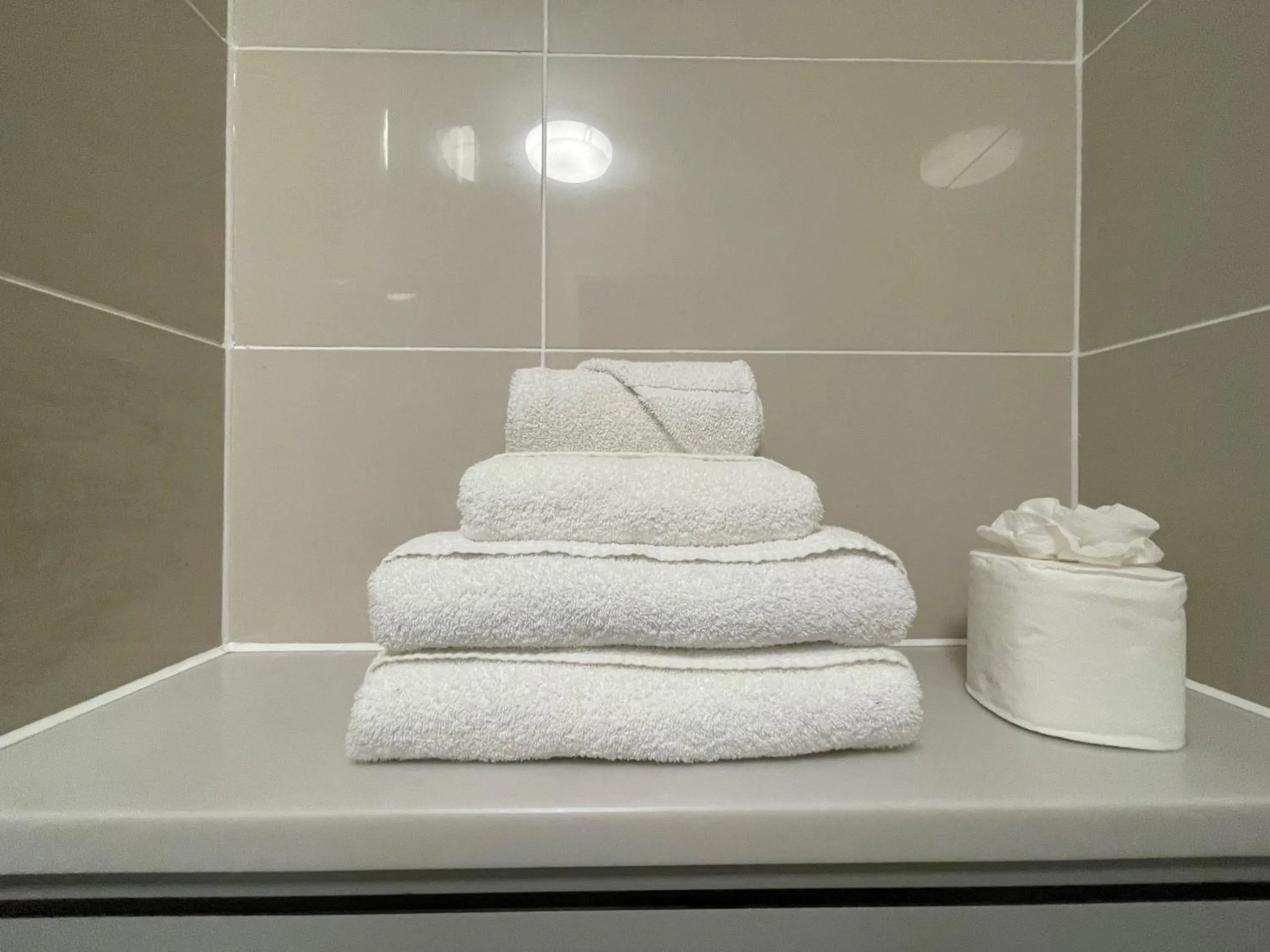 Bathroom in Quay Apartments Manchester