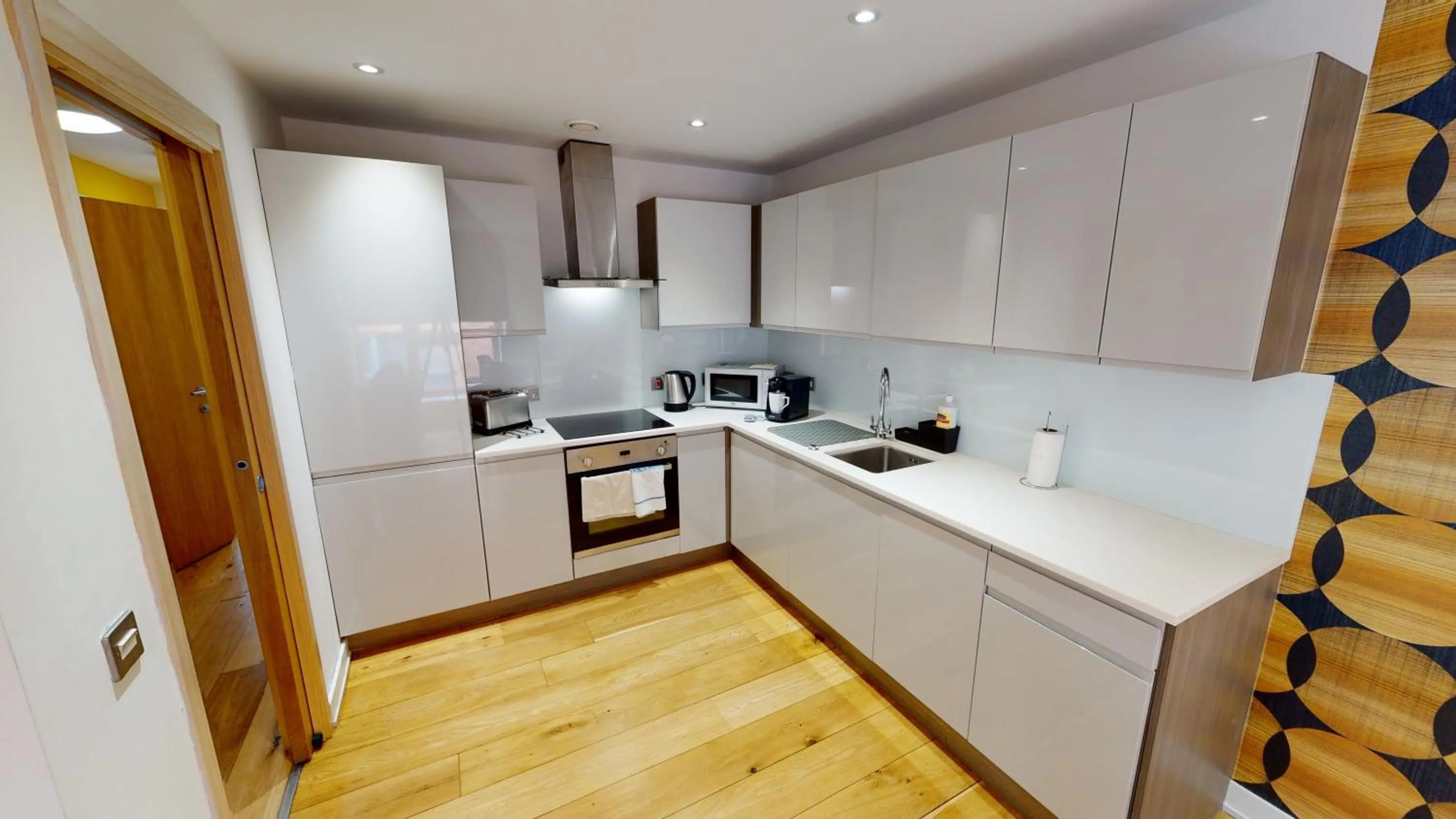 Coffee/tea facilities in Quay Apartments Manchester