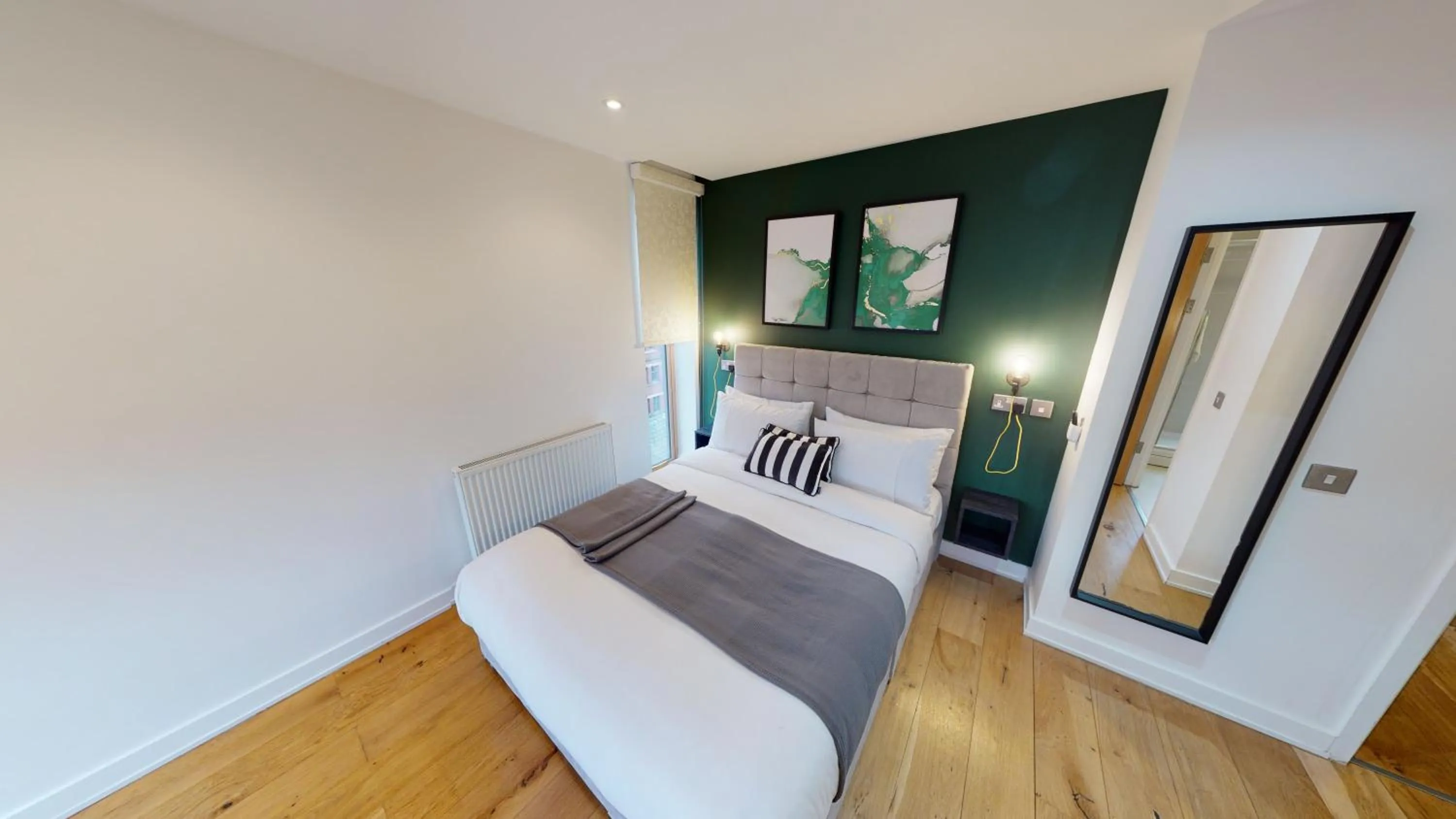 Bed in Quay Apartments Manchester