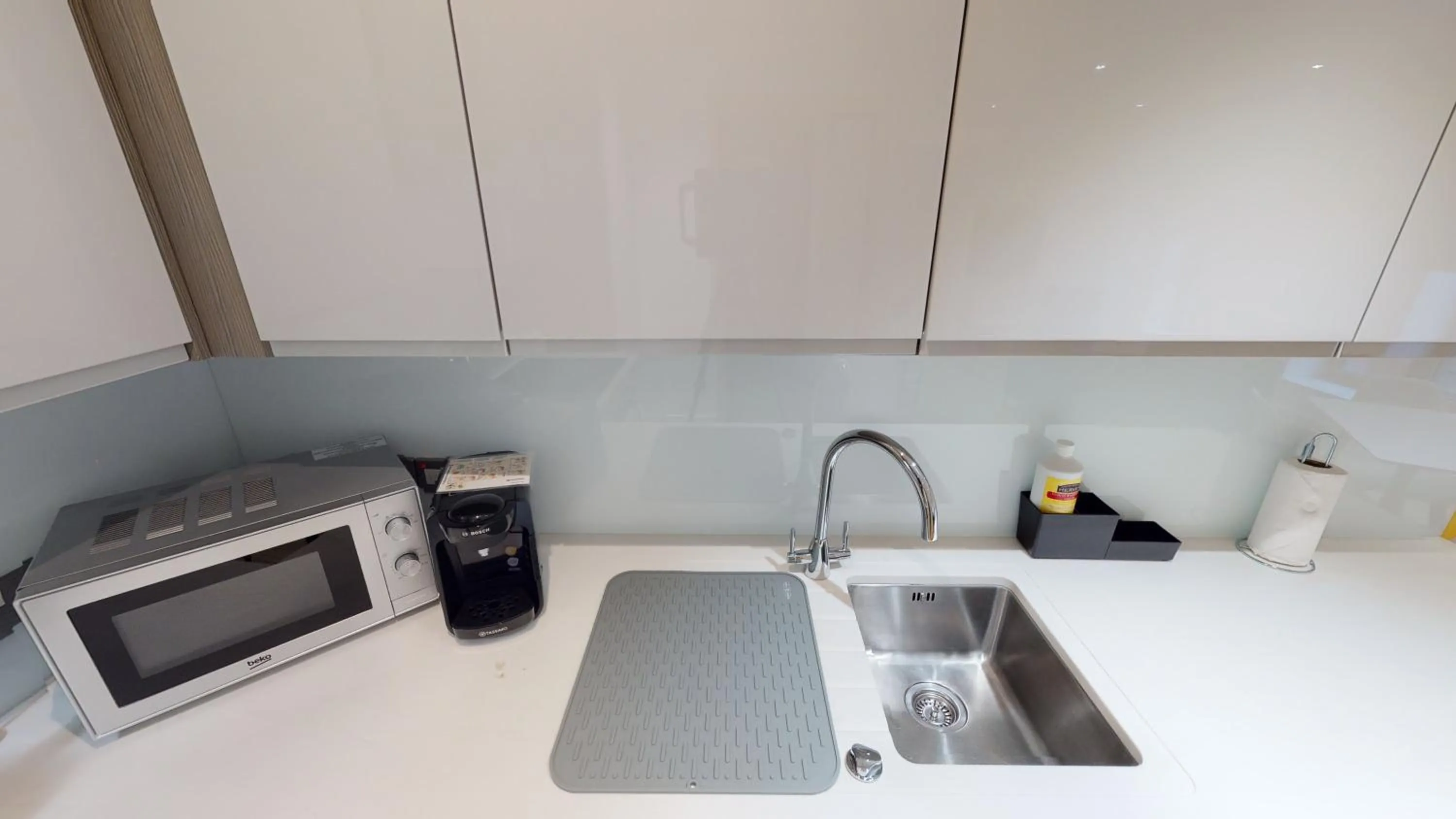Coffee/tea facilities in Quay Apartments Manchester