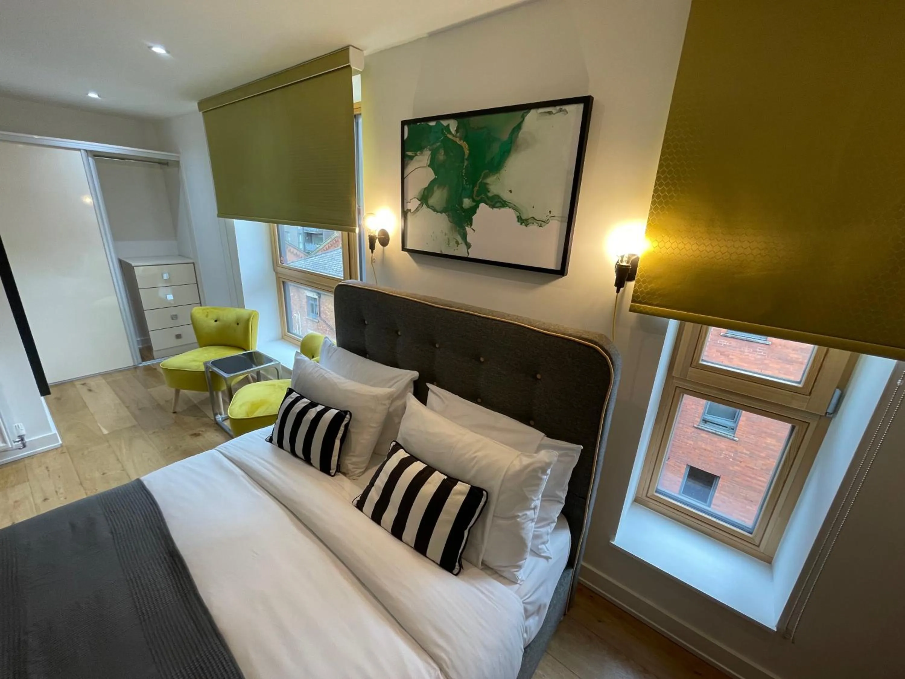 Bed in Quay Apartments Manchester