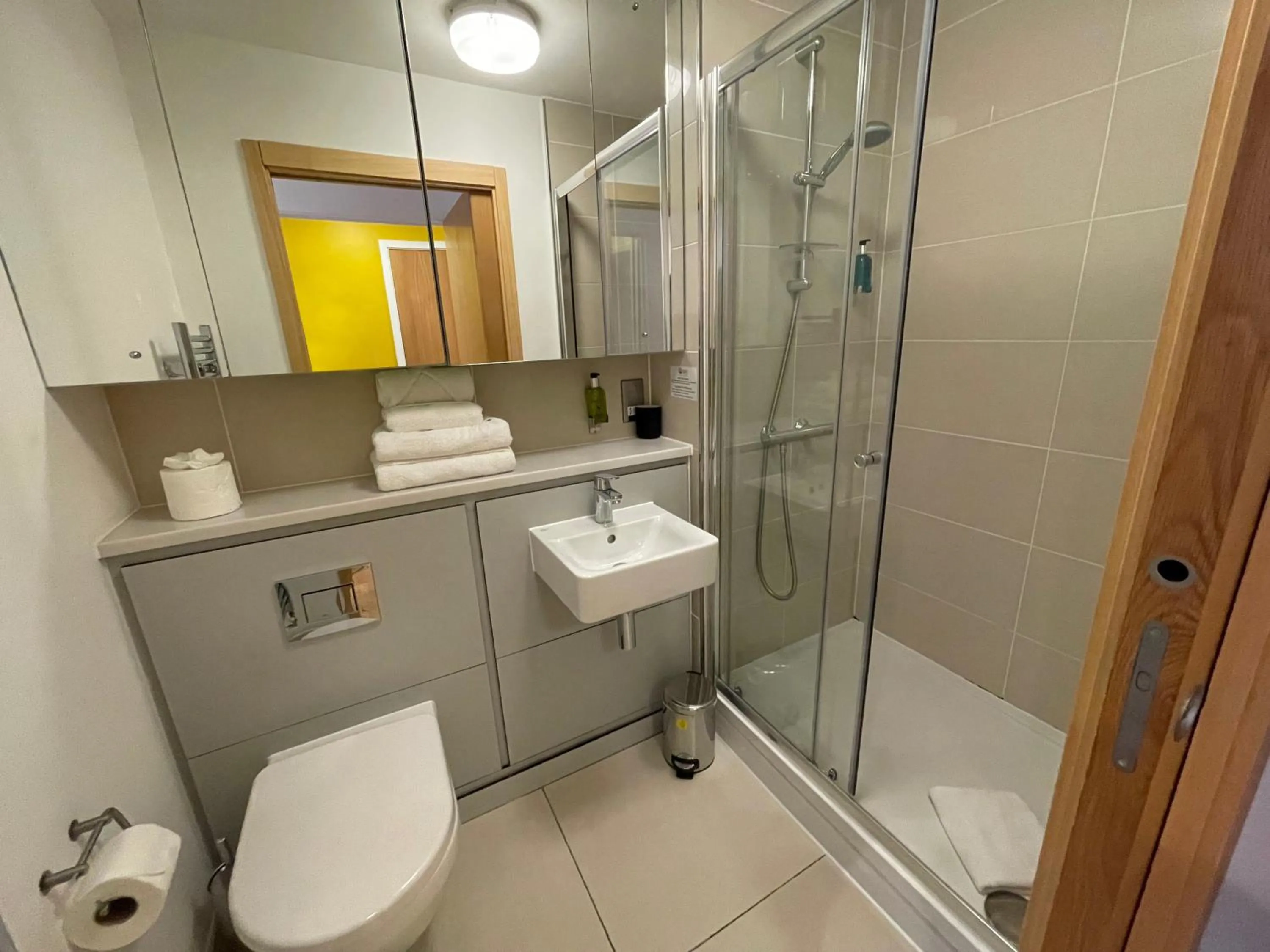 Shower in Quay Apartments Manchester