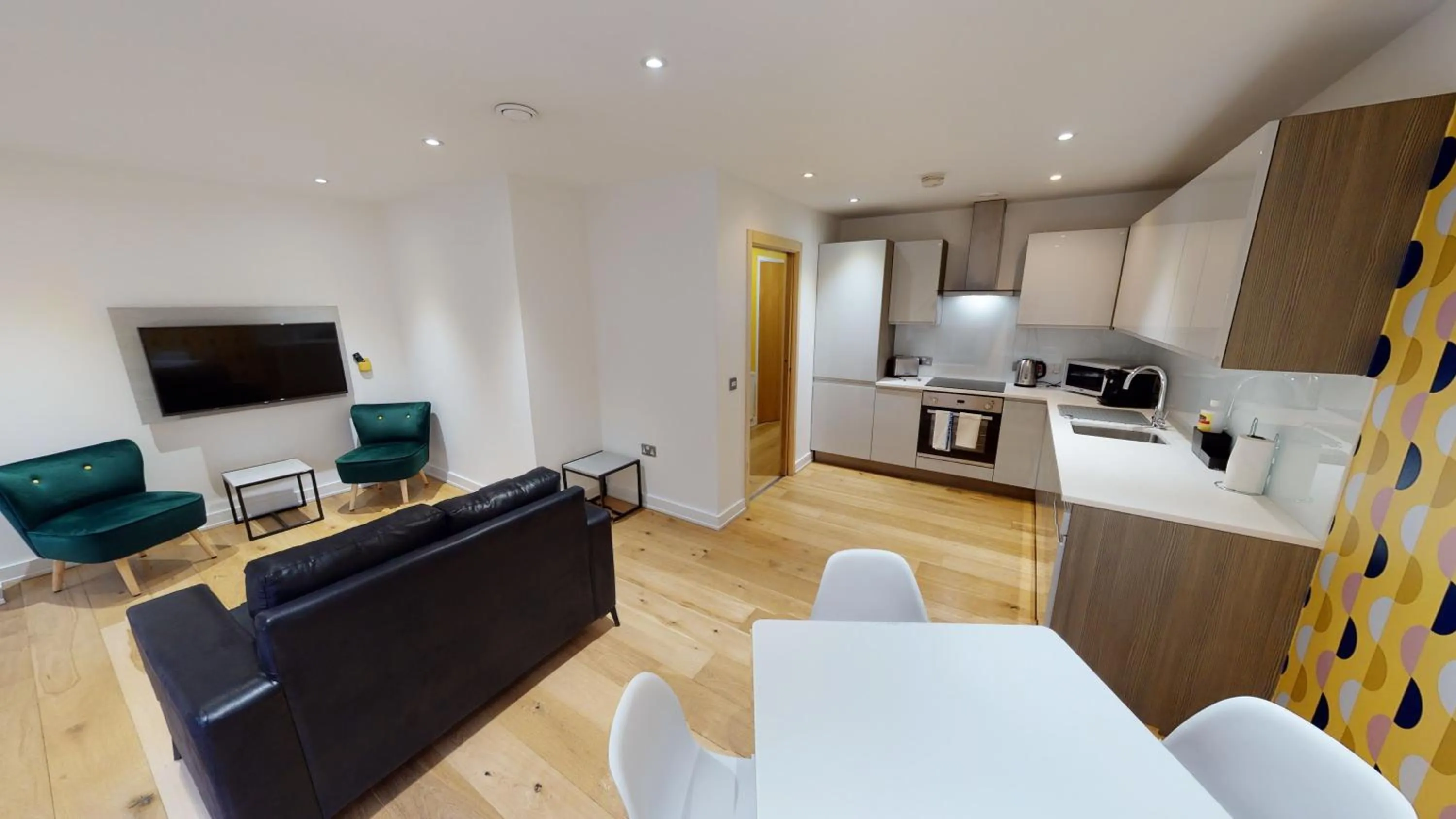 TV and multimedia in Quay Apartments Manchester